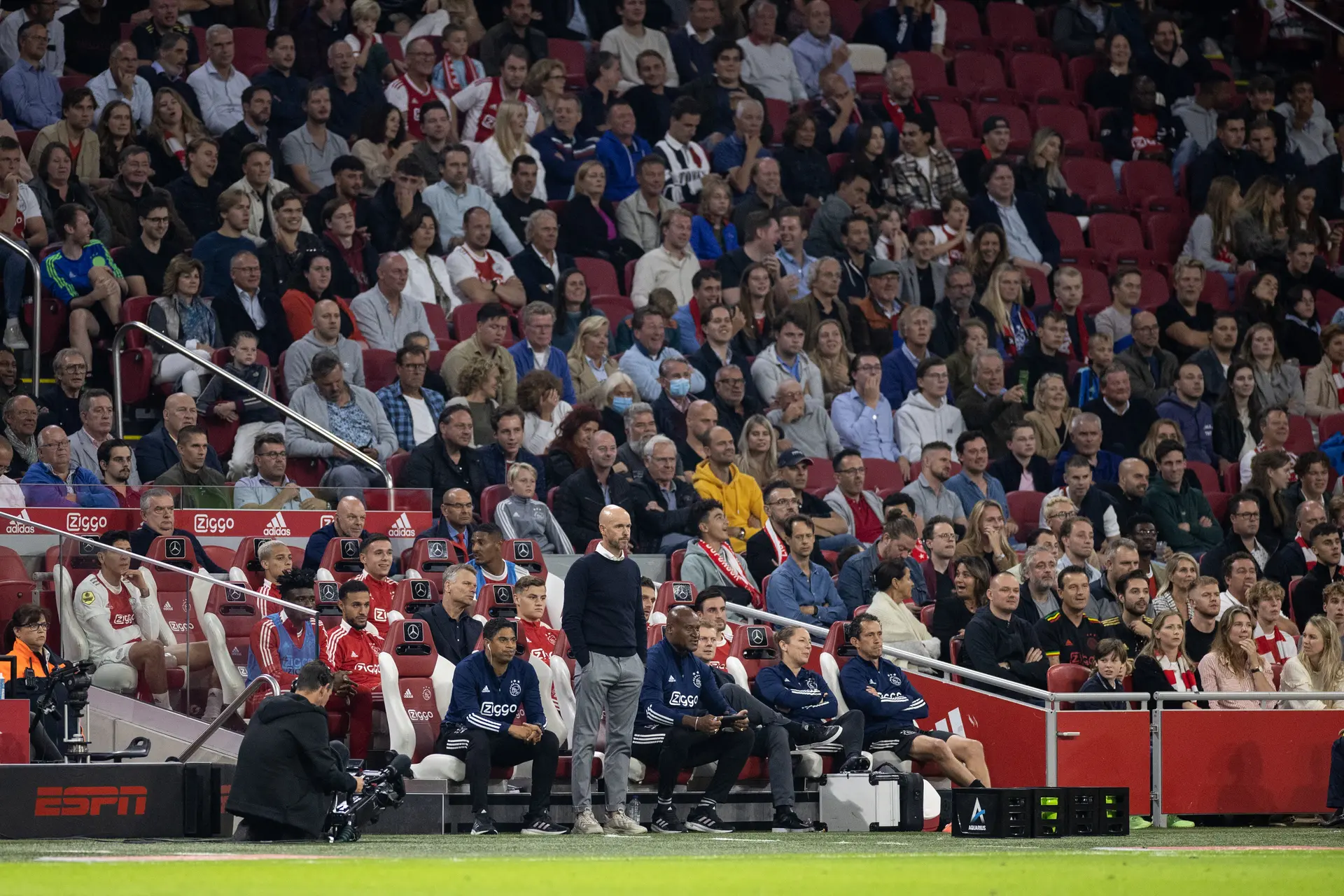 Ten Hag blij met spel Ajax tijdens tweede helft: 'Hebben dat wel eens laten liggen'