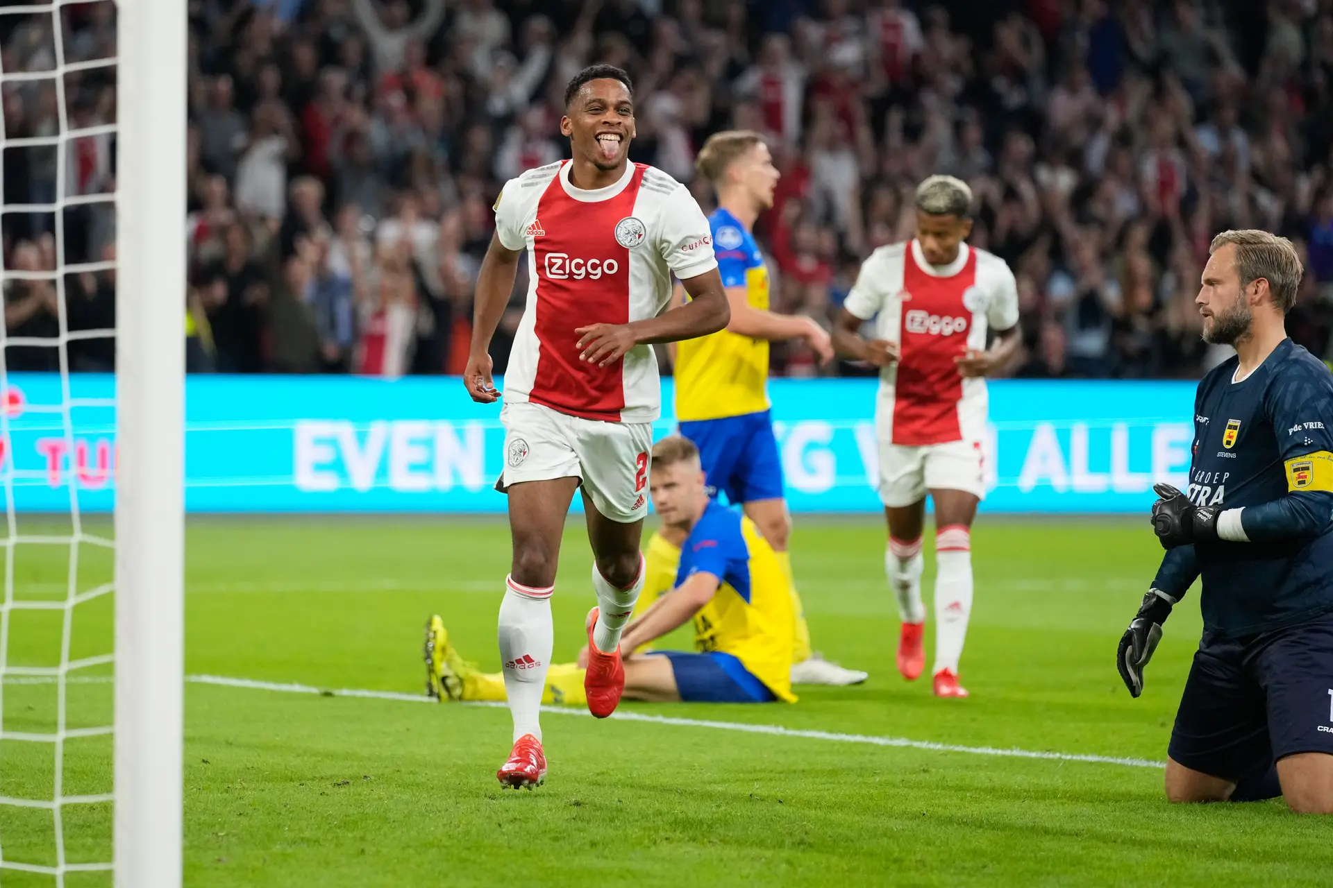 Welke Ajacied maakt de openingstreffer op bezoek bij SC Cambuur? (Ad)