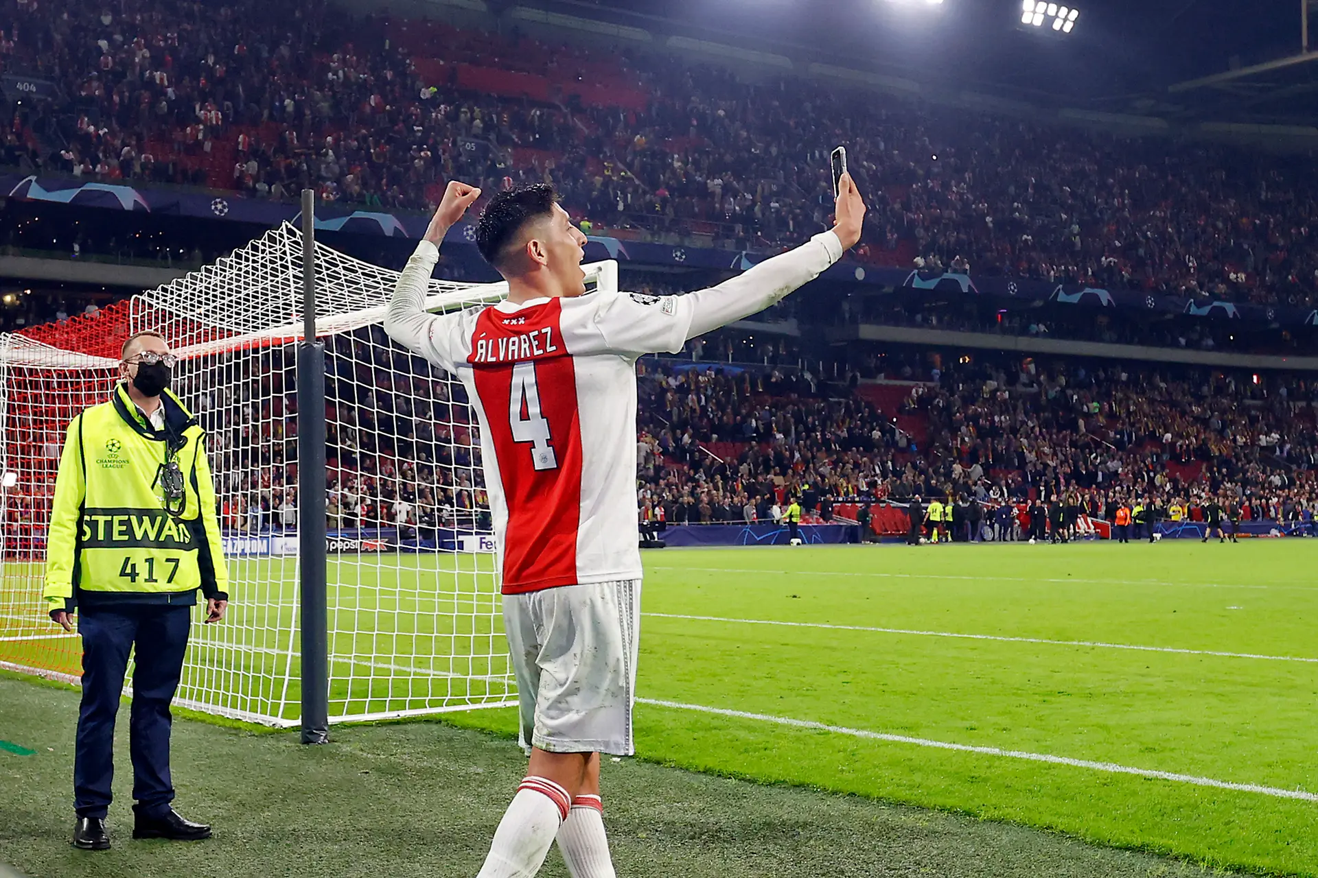 Álvarez: 'Het is altijd mooi als de supporters je naam zingen'