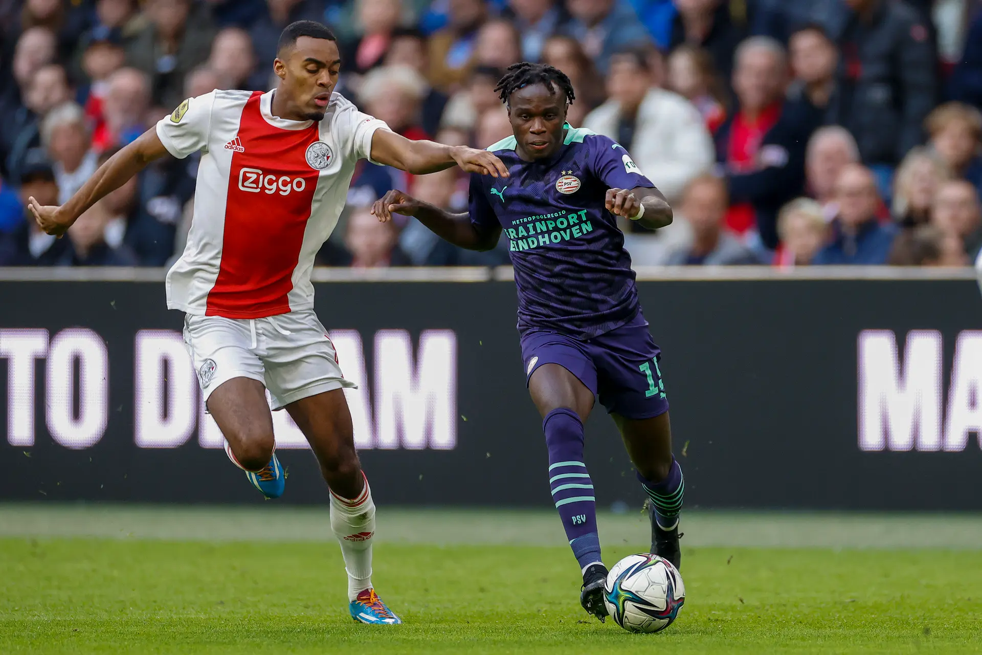 ryan gravenberch ajax psv