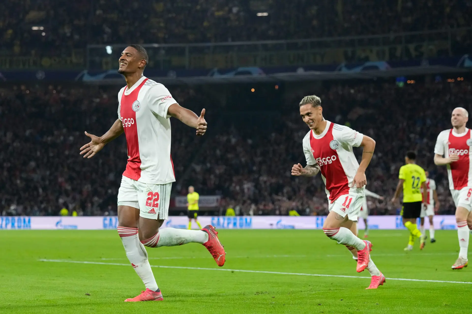 Sébastien Haller Ajax Borussia Dortmund