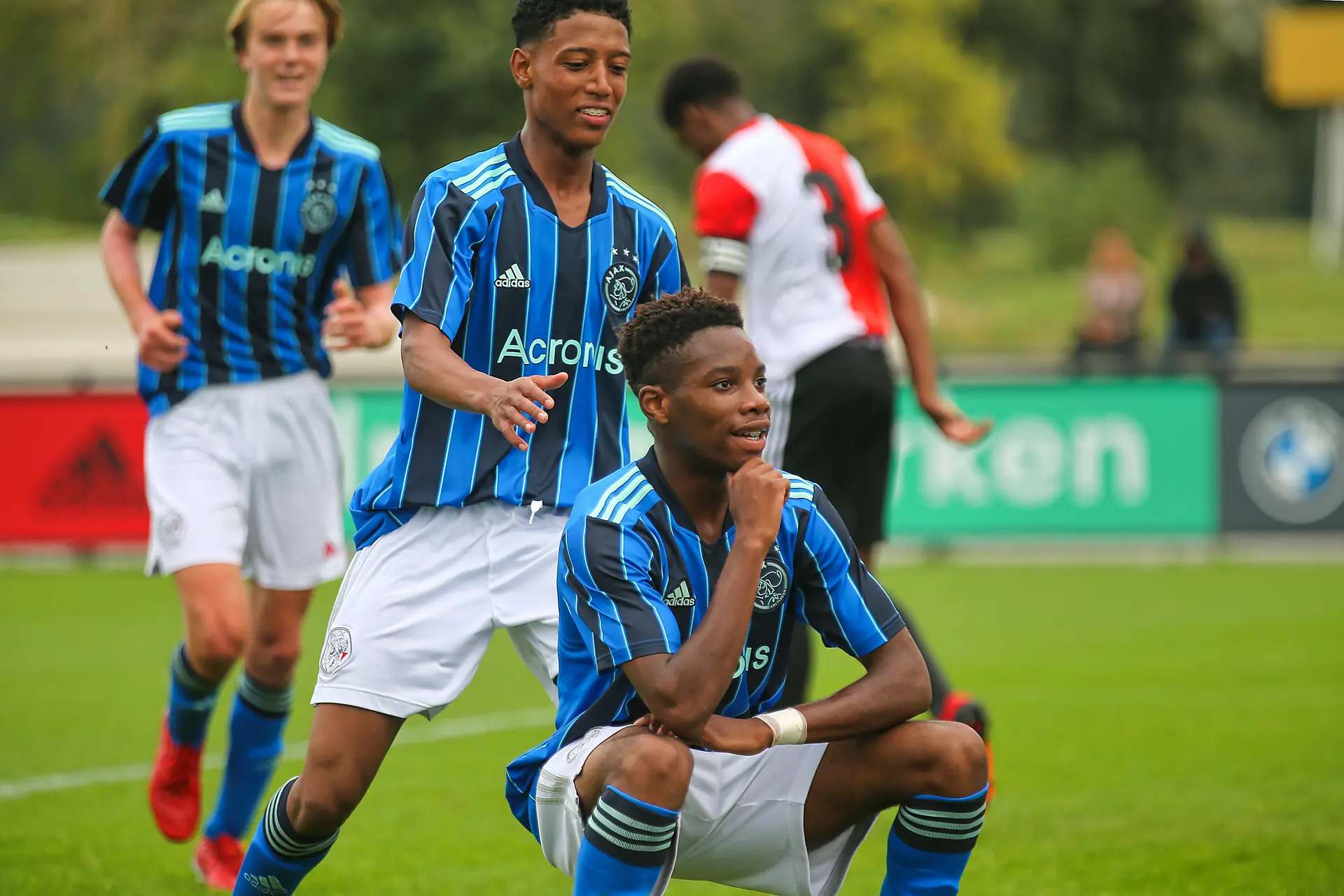 Youth League-campagne: Idumbo Muzambo staat op en trekt topvorm door