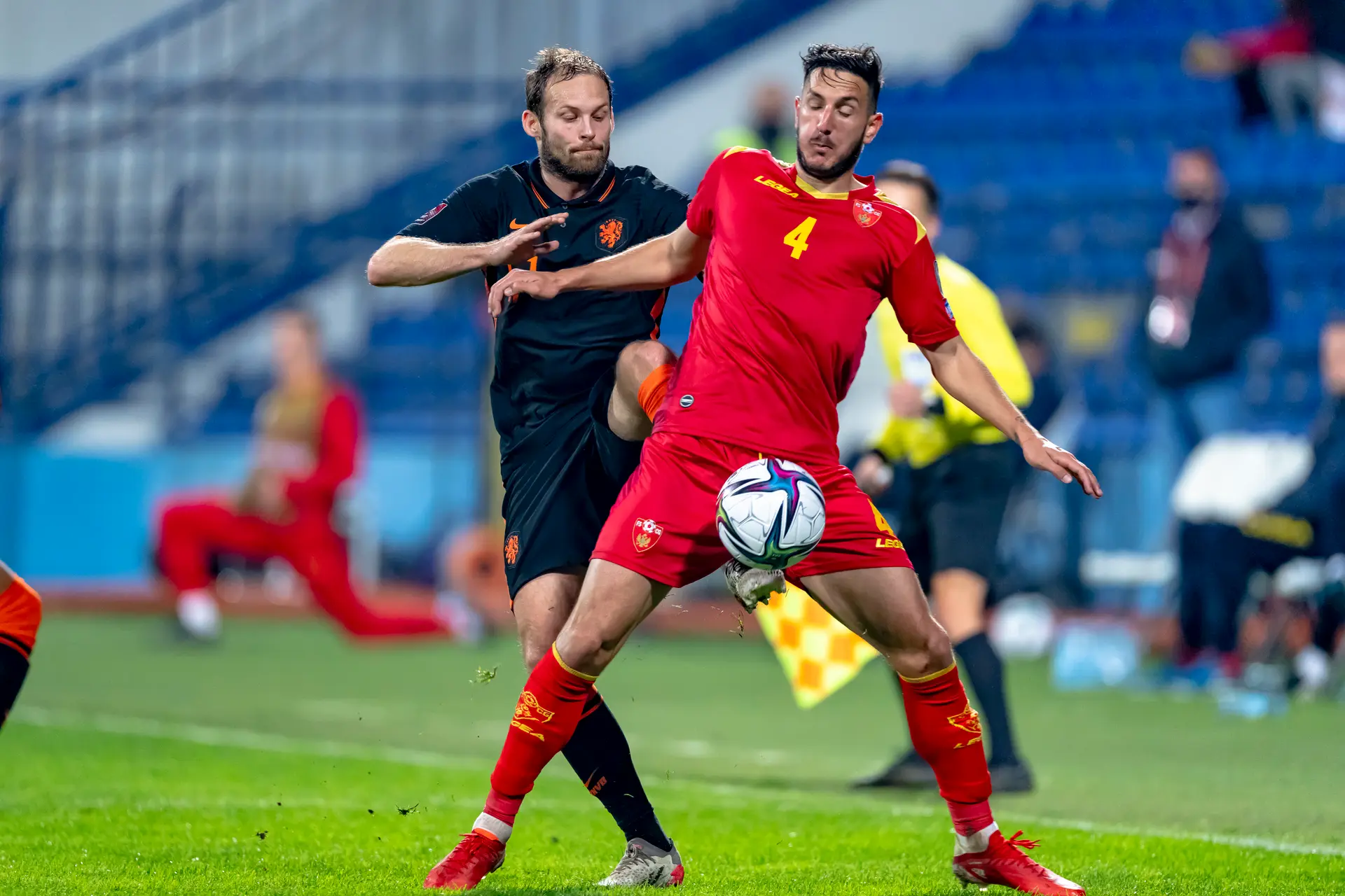 Van Hanegem: 'Heb weleens vaker gezegd dat Daley Blind niet kan verdedigen'