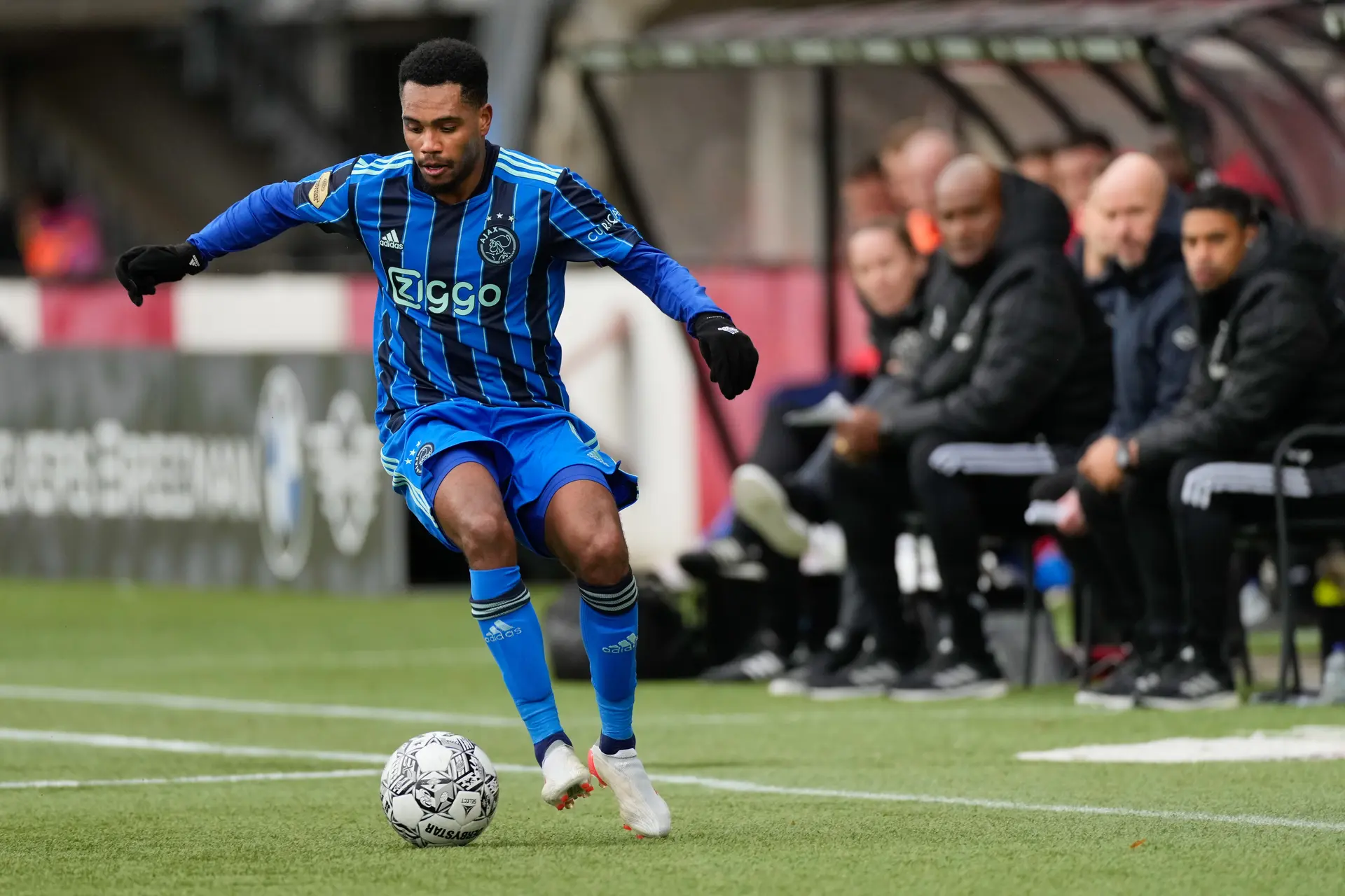 'Danilo maakt gewaagde overstap en tekent voor vier jaar bij Feyenoord'