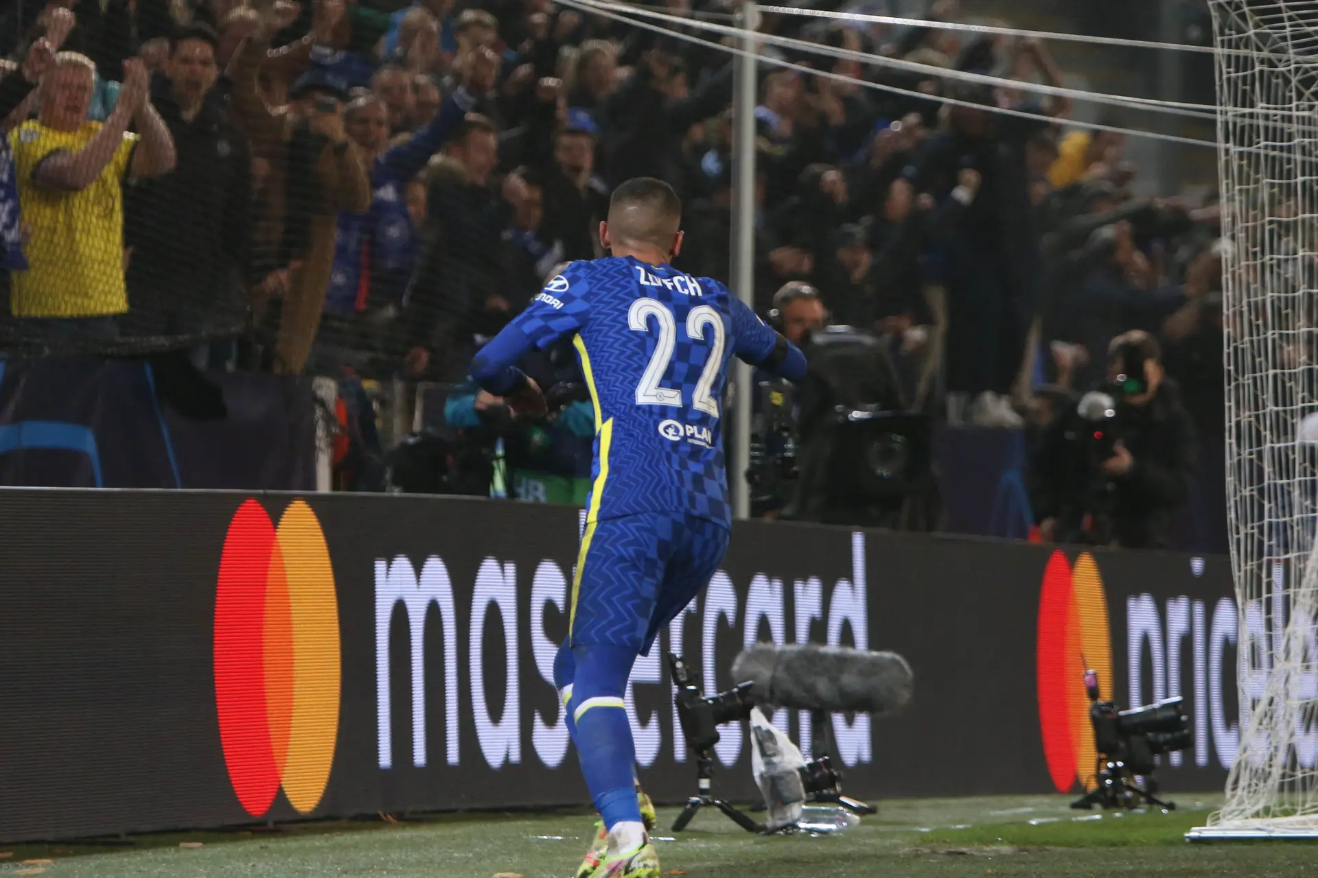 ziyech che 2122