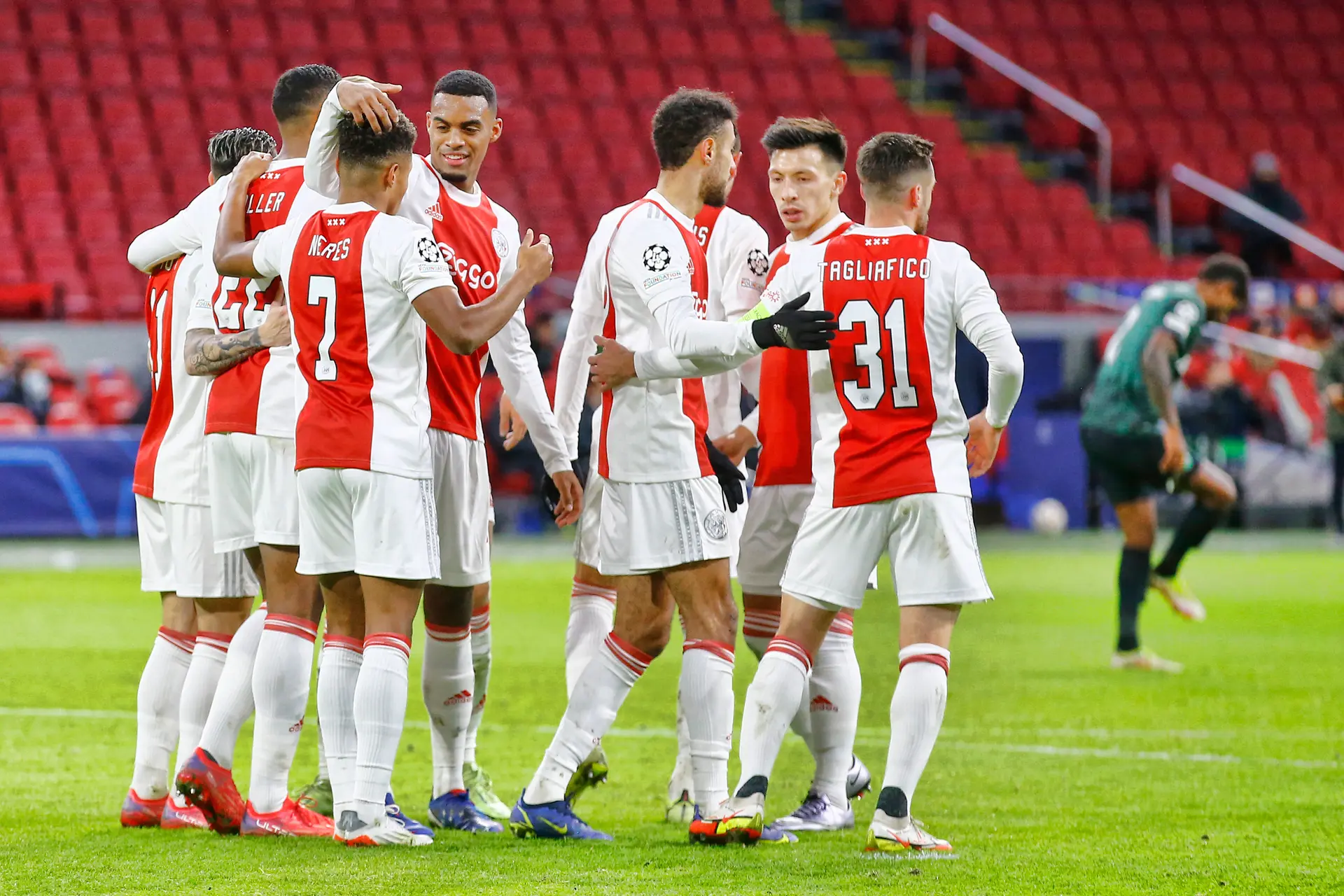 Ajax haalde al bijna zeventig miljoen euro aan Europese omzet binnen