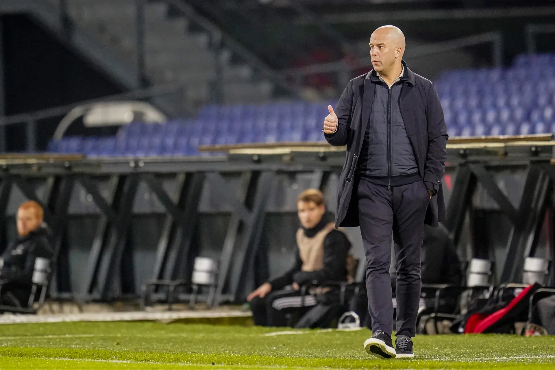 Ajax hoeft Slot definitief niet te bellen: 'Ik vind dat ik duidelijk ben geweest'