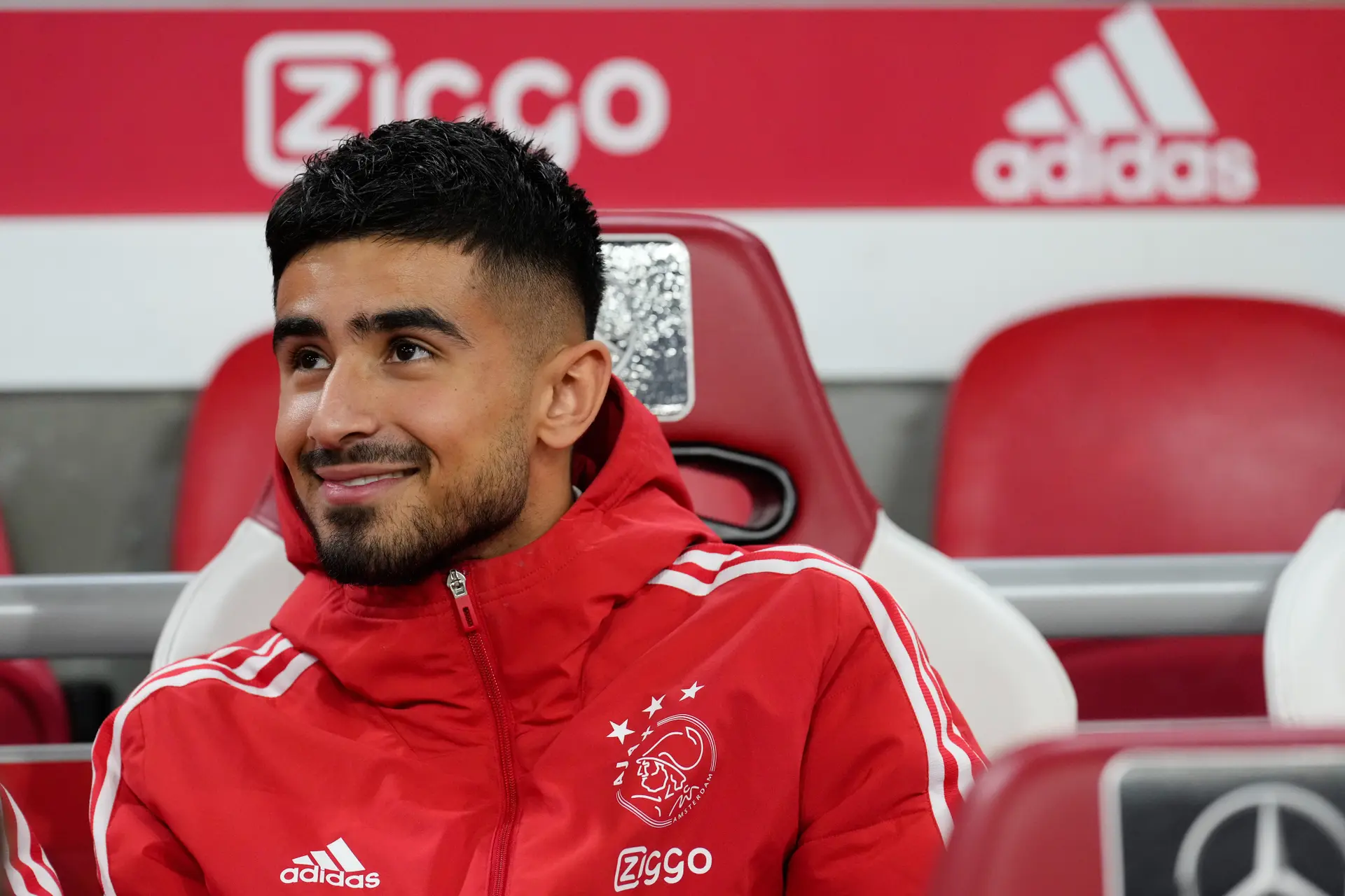 Swart wil meer zien van Ünüvar: 'Lijkt wel alsof hij anders is gaan voetballen, dat mag niet'