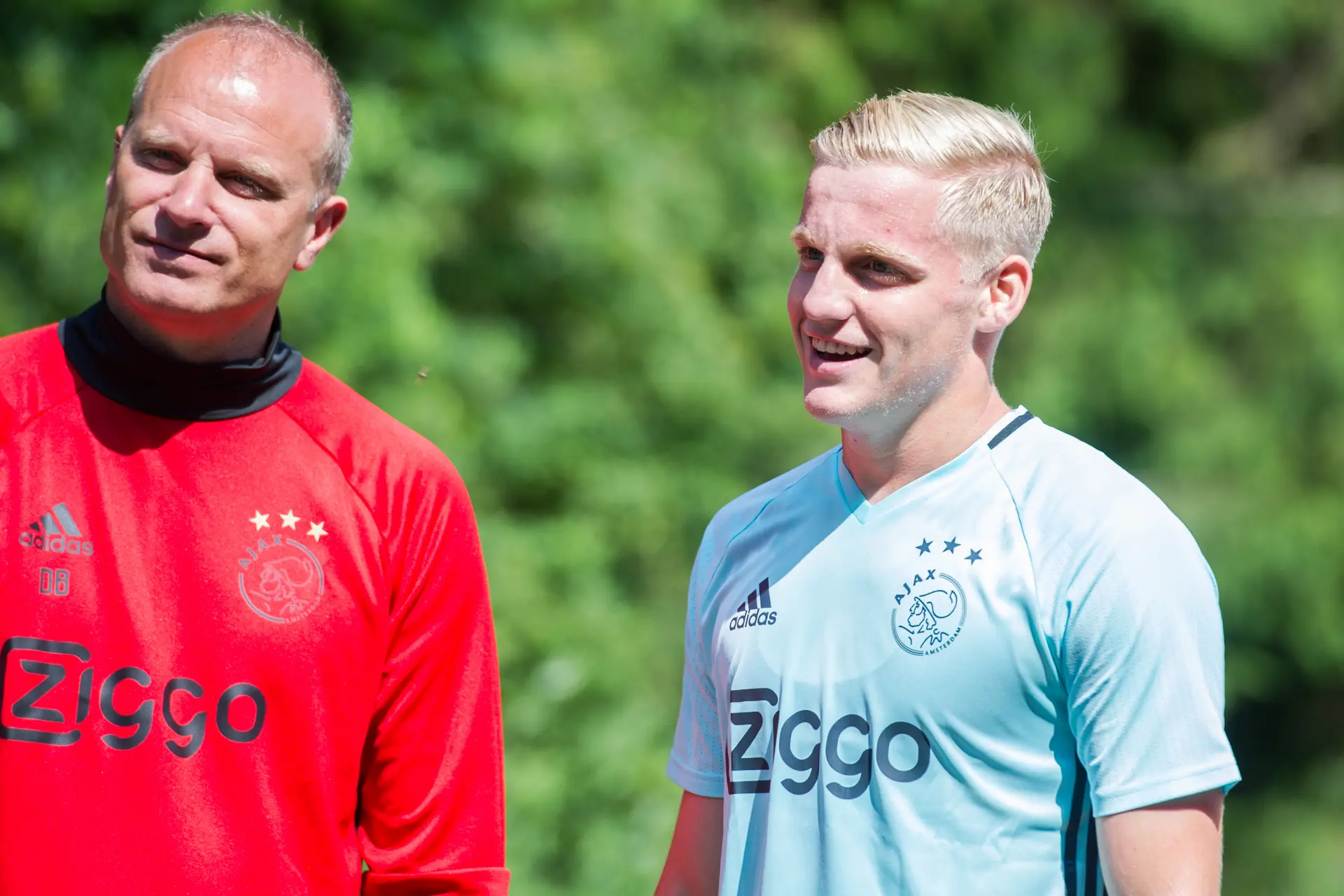 Dennis Bergkamp Donny van de Beek Ajax