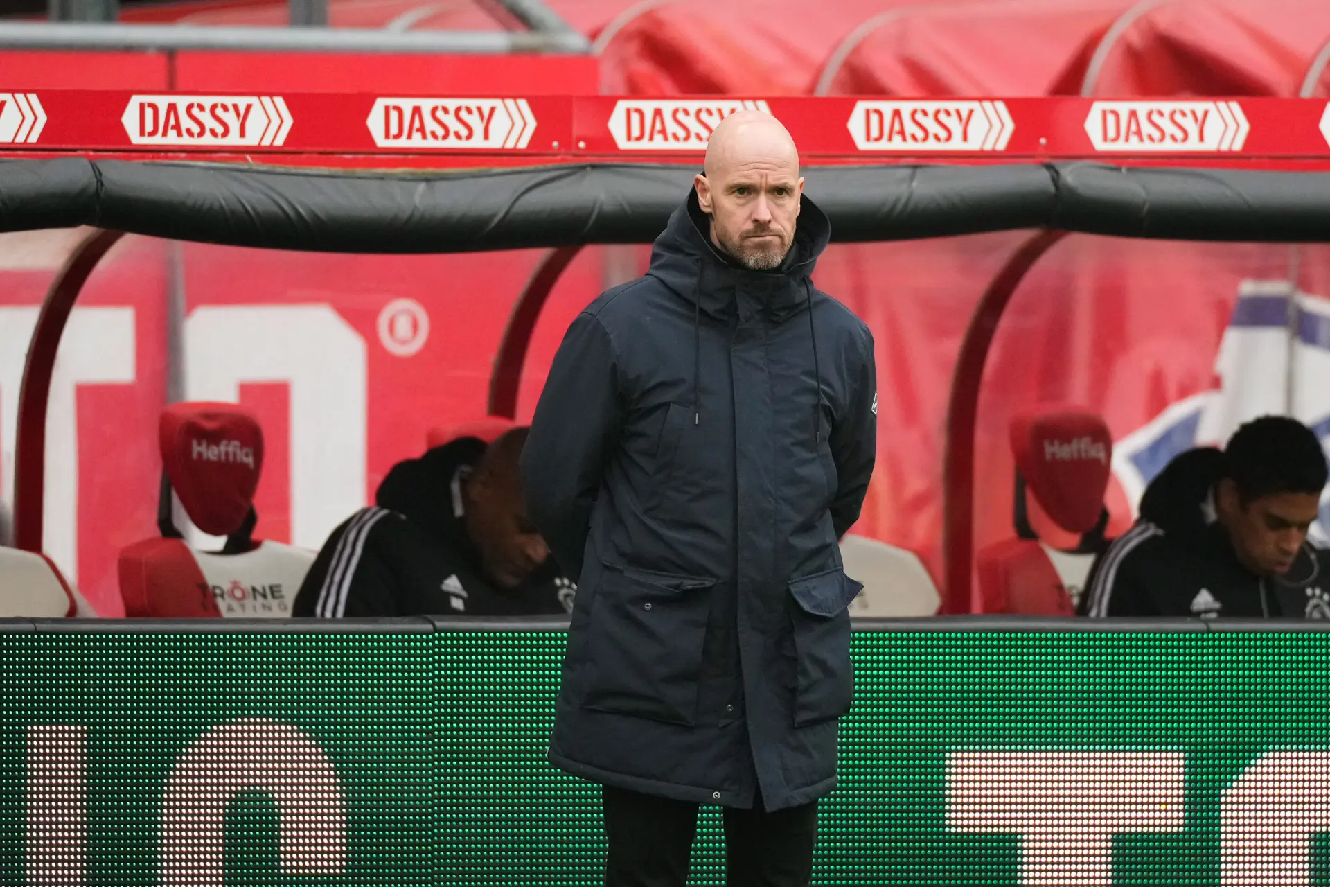 Romano: 'Vertrek Overmars heeft mogelijk grote impact op de toekomst van Ten Hag'