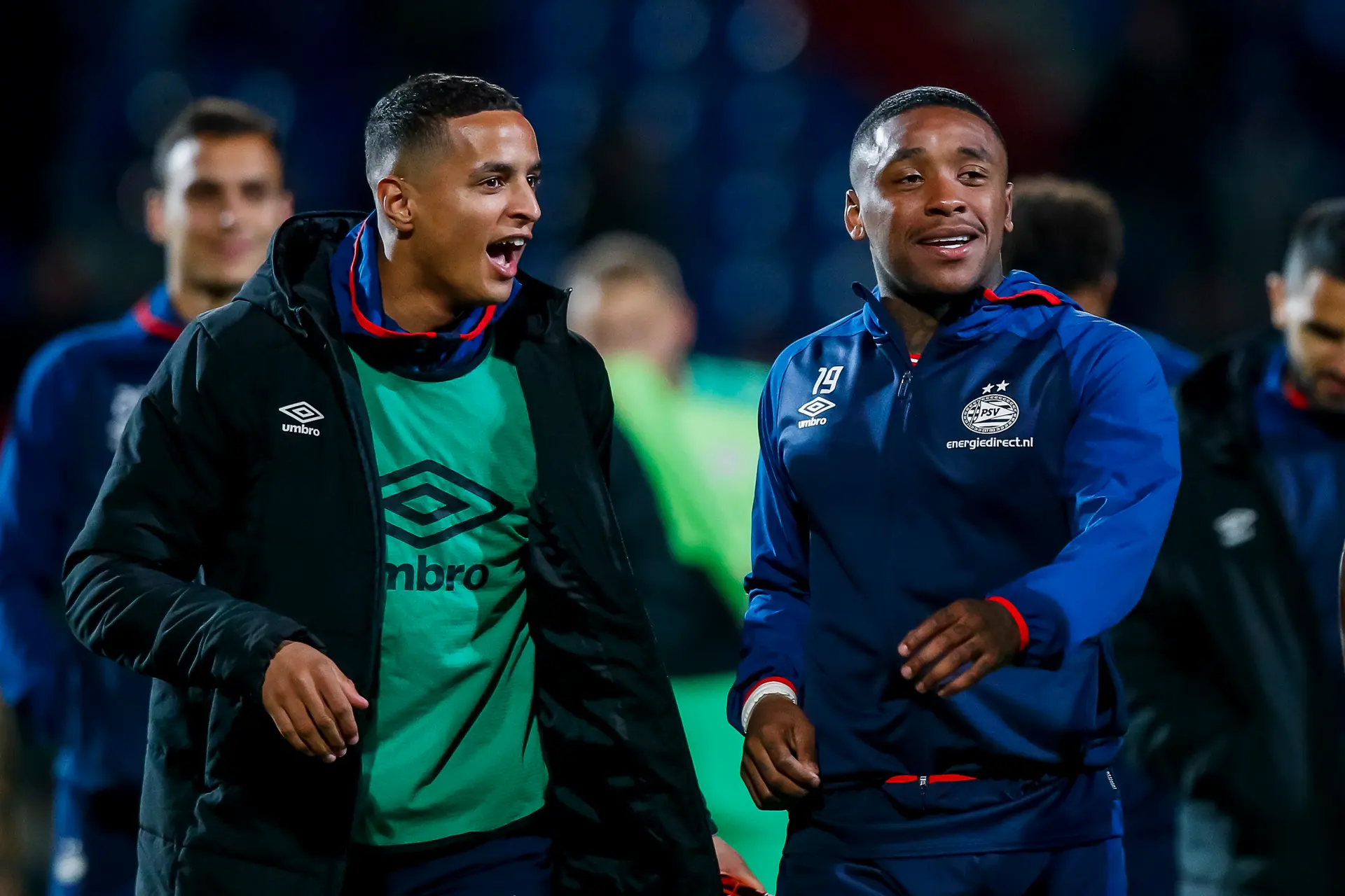 'Ihattaren moet nog medische keuring doorstaan, Bergwijn nog niet opgegeven'