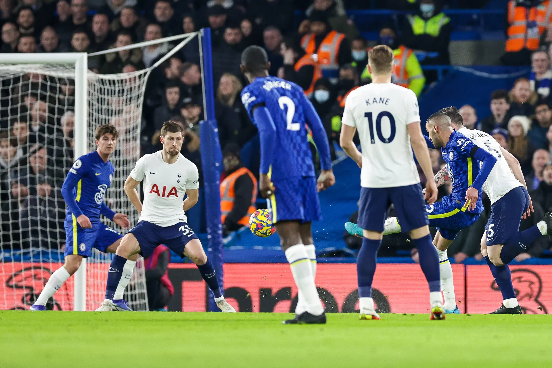 ziyech chelsea tottenham 2122 2