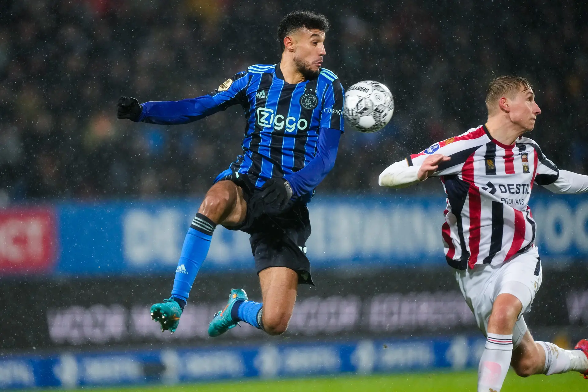 mazraoui ajax