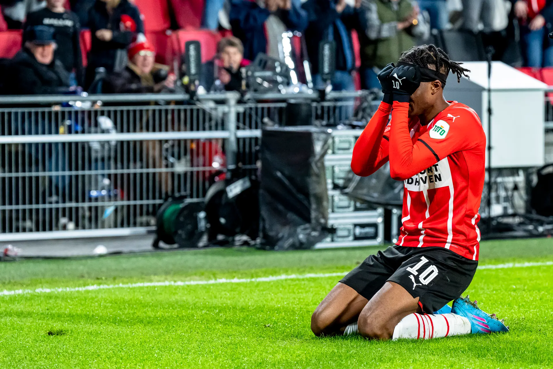 madueke psv nac 2122