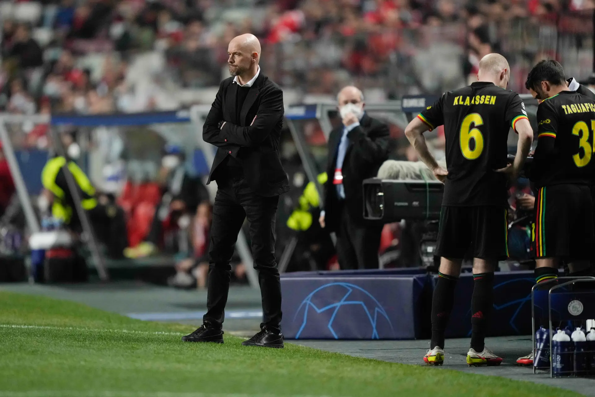 ten hag benfica ajax 2122