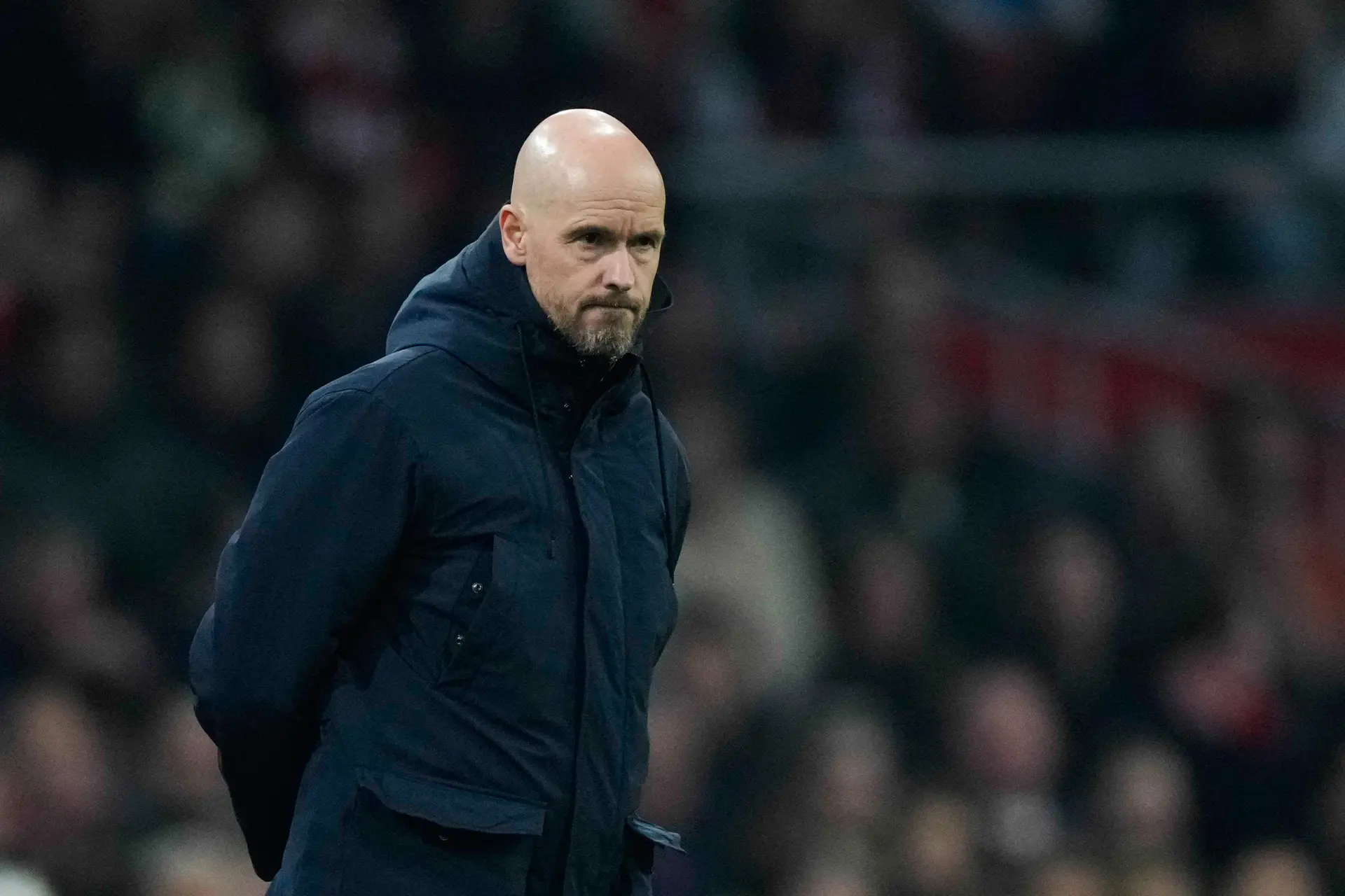 Van Gaal reageert op United-geruchten Ten Hag: 'Kies voor een voetbalclub, niet een commerciële'