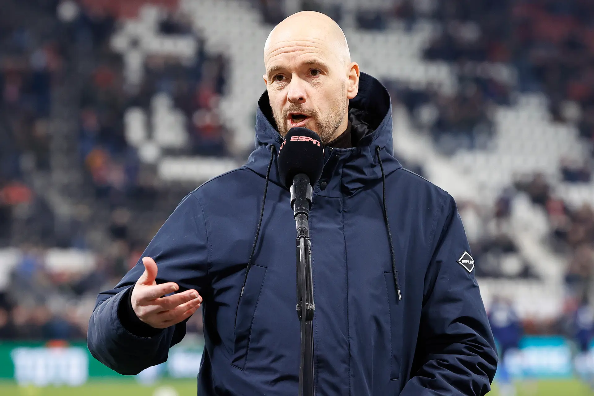 Ten Hag tevreden met overwinning Ajax: 'Boel hier totaal gedomineerd'