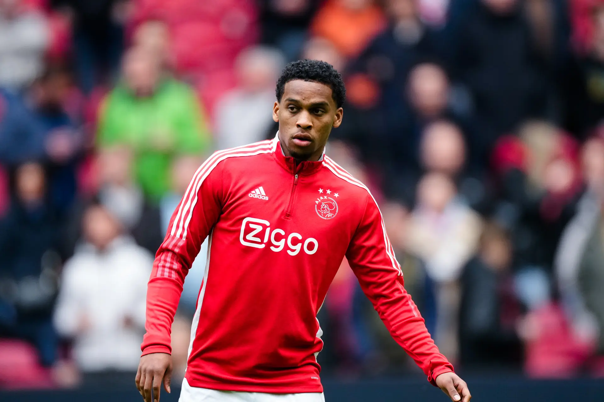 Timber normaal op vakantie op Curaçao: 'Nu hier met Ajax voor de bevolking en de kinderen'