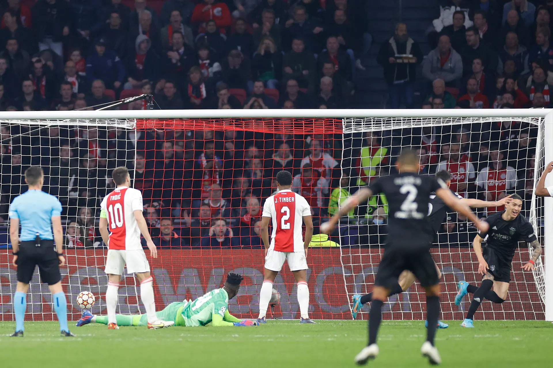onana ajax benfica