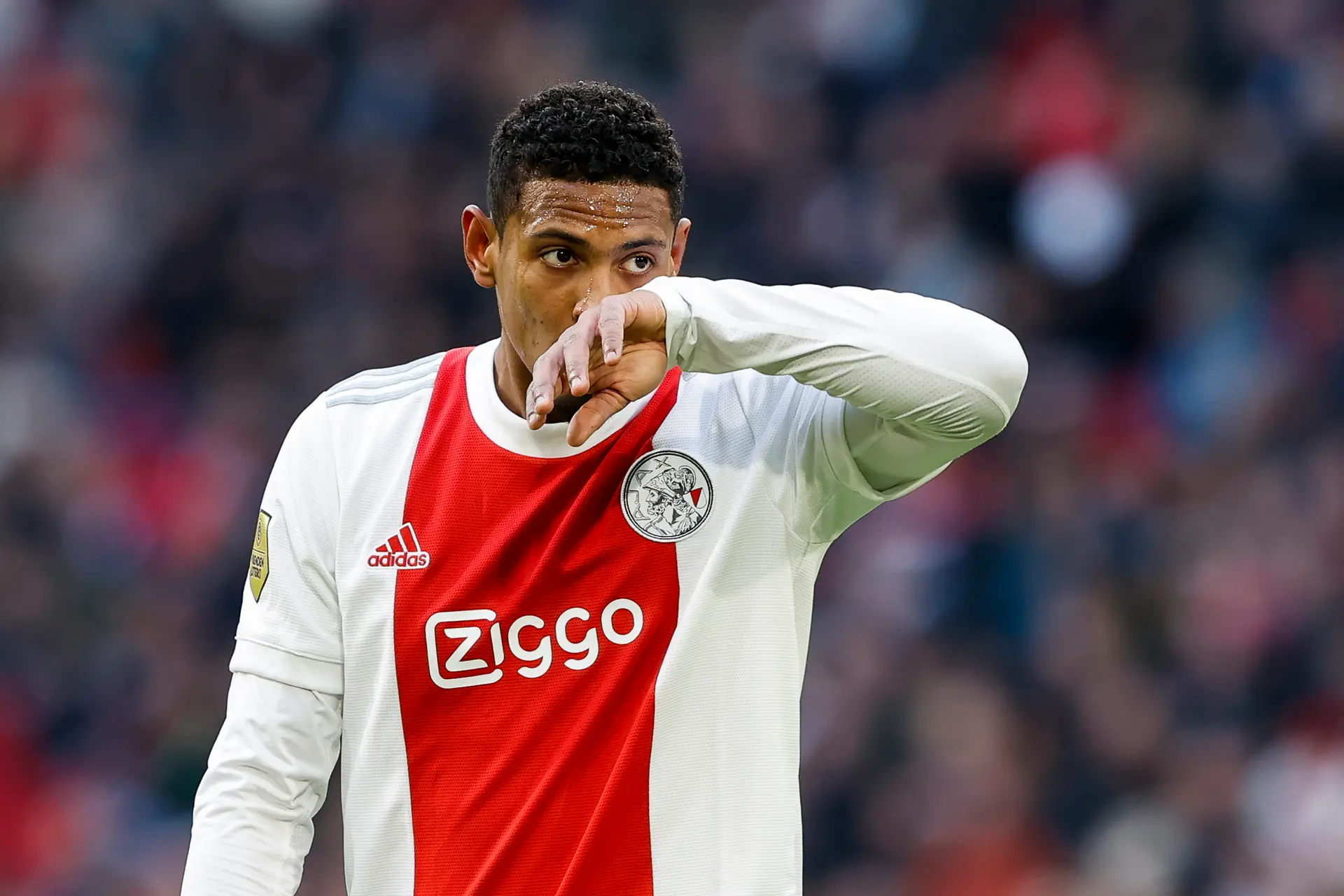 Haller verlaat trainingskamp Borussia Dortmund; tumor in testikels ontdekt