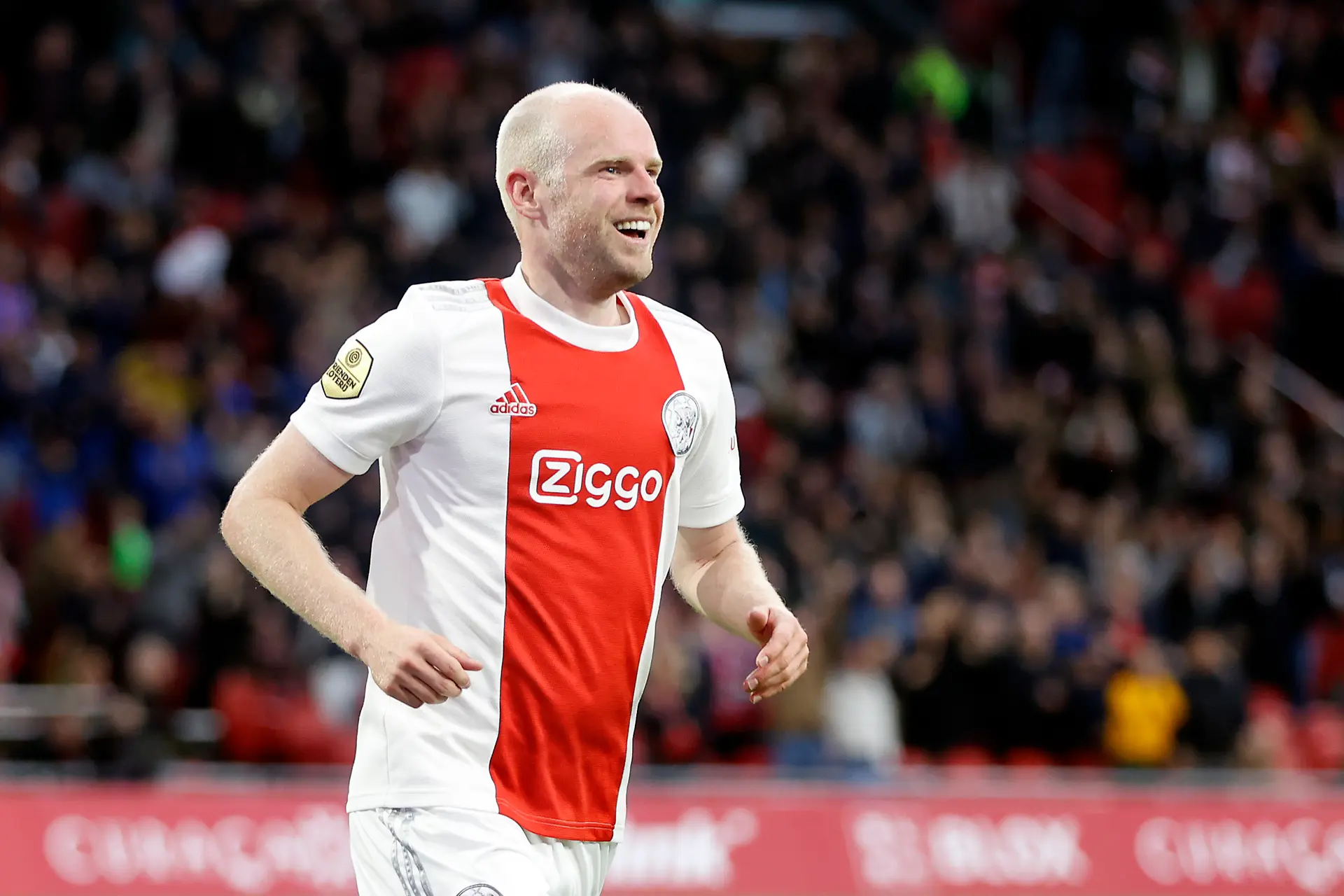 Klaassen blij na zege én wereldgoal: 'Ik raakte hem perfect'