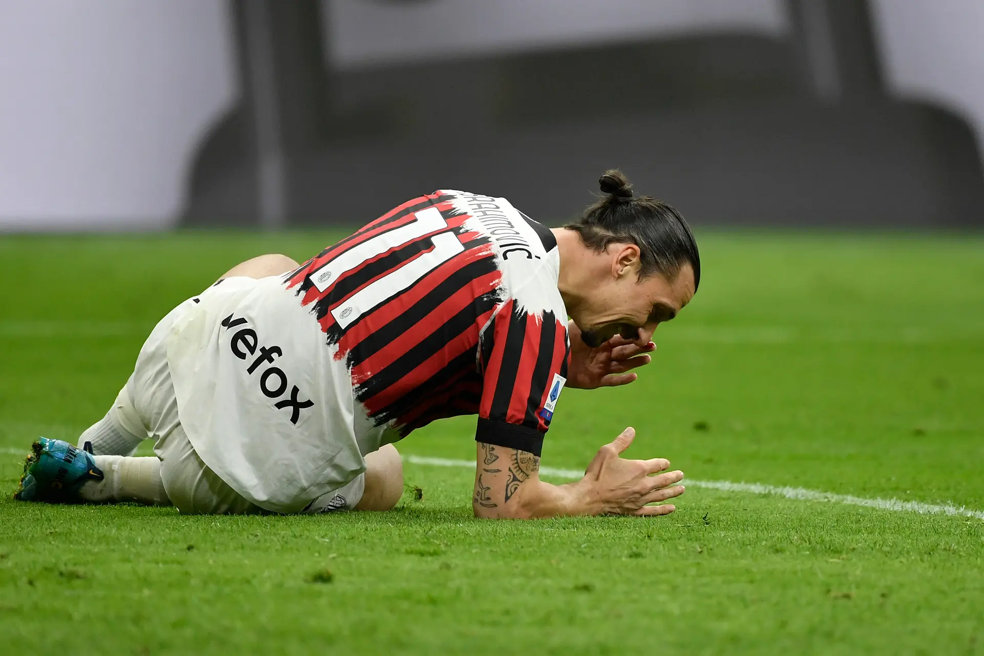 ibrahimovic ac milan bolgona 2122