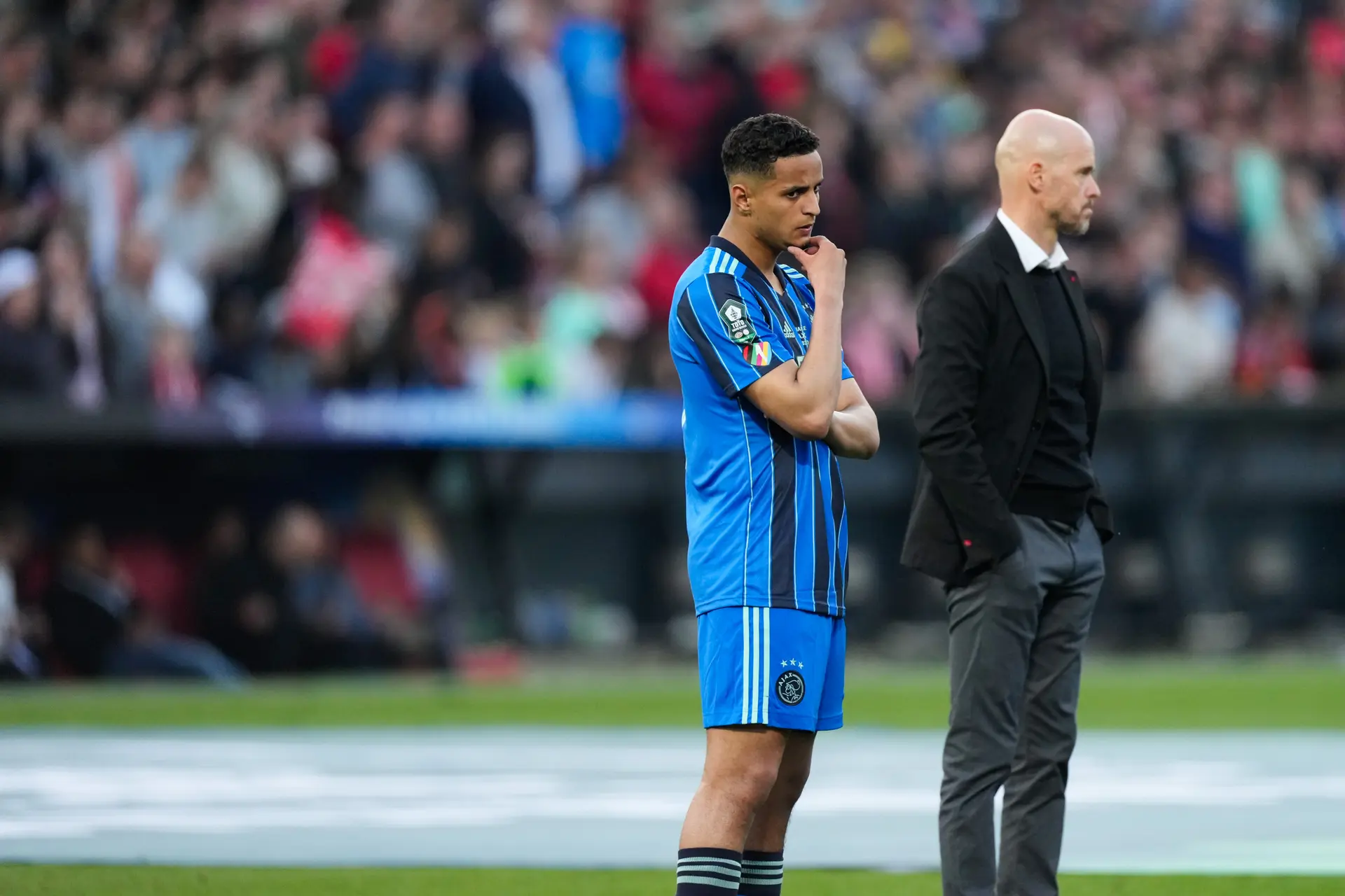 Rondom Ajax: PSV - Ajax kende in totaal ruim 50 minuten zuivere speeltijd