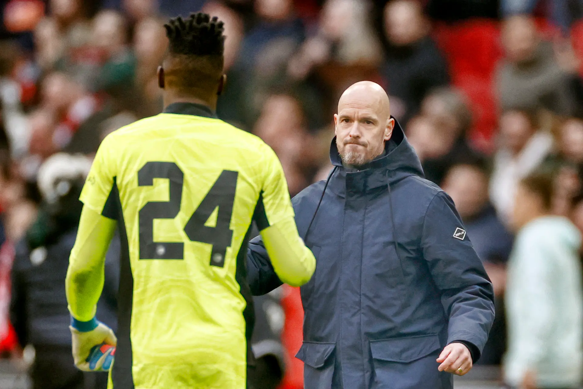 Onana herenigd met Ten Hag: 'Voor mij de beste trainer van de wereld'