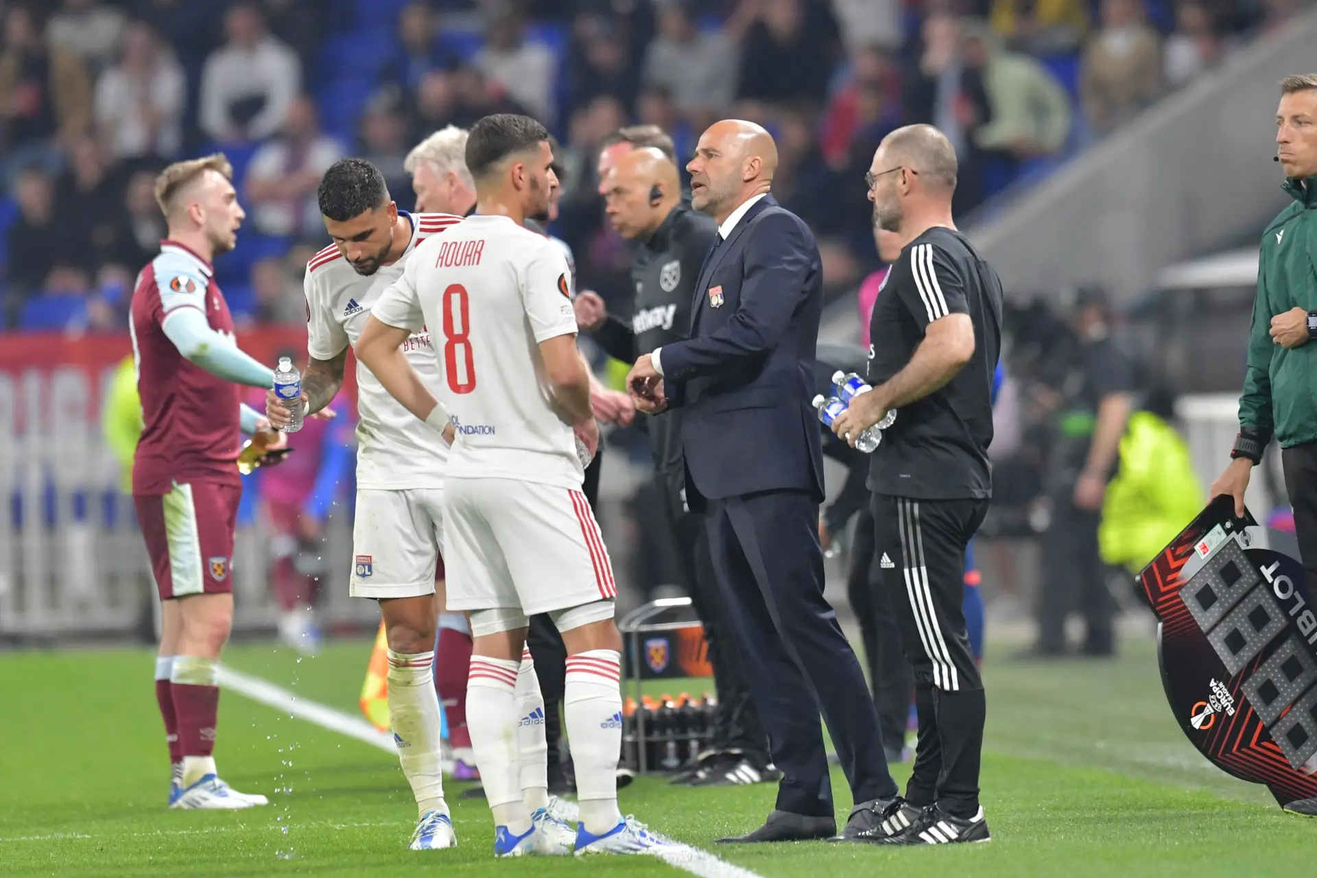 Bosz lijkt niet bezig met mogelijke terugkeer bij Ajax: 'Met Lyon terugkeren in Europa'