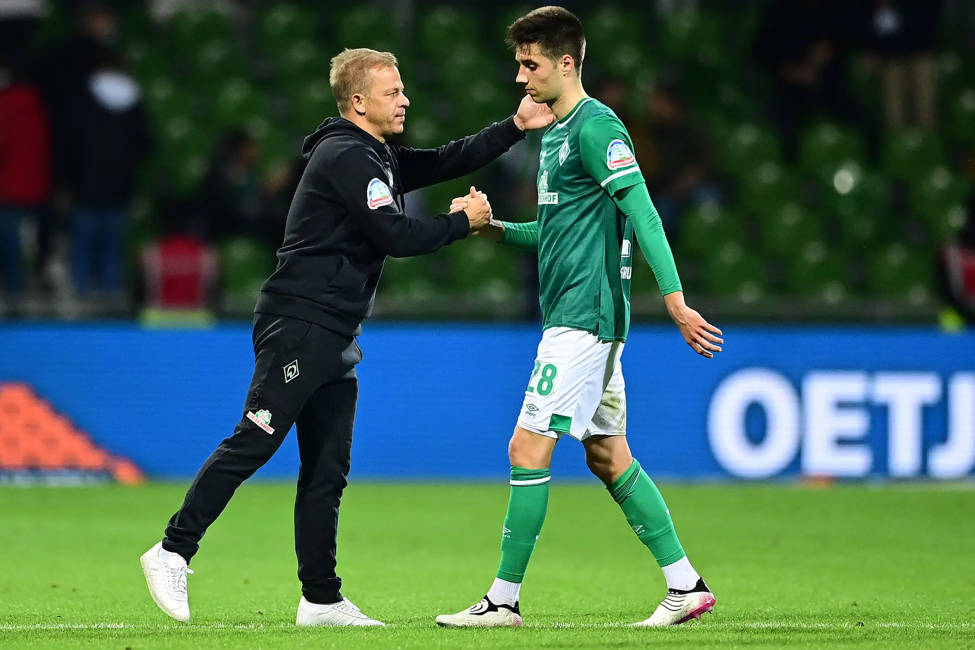Geruchtenmolen: 'Ajax toont opnieuw interesse in Werder-middenvelder Gruev'