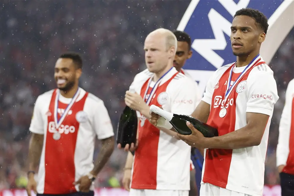 Timber trots: 'Ben pas anderhalf jaar basisspeler en kijk waar ik nu sta'