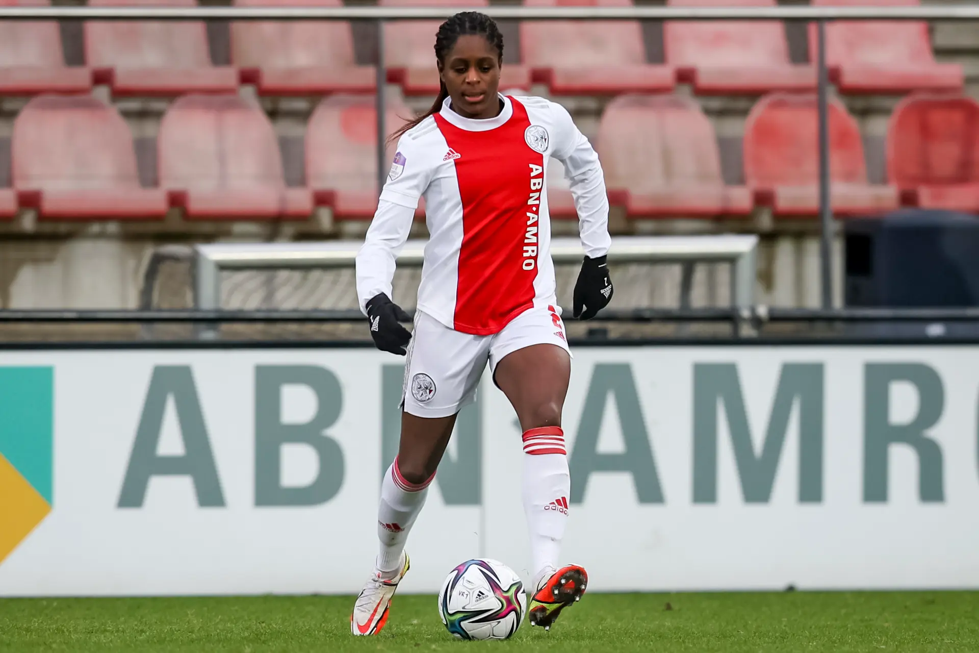 liza van der most ajax vrouwen