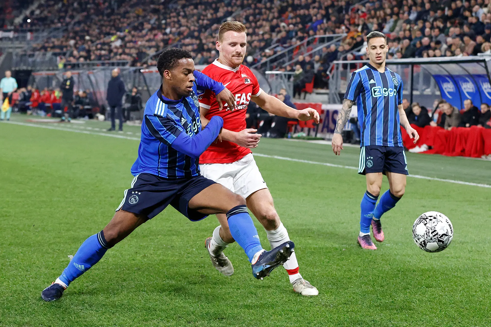 De Wit ervoer de jeugdopleiding van Ajax: 'Die zijn niet op hun bekkie gevallen'