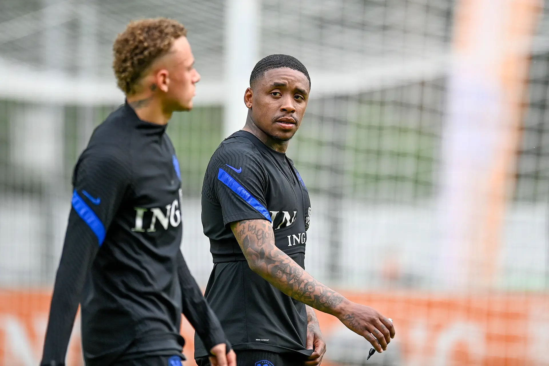 'Ajax krijgt in de strijd om Bergwijn concurrentie vanuit de Premier League'