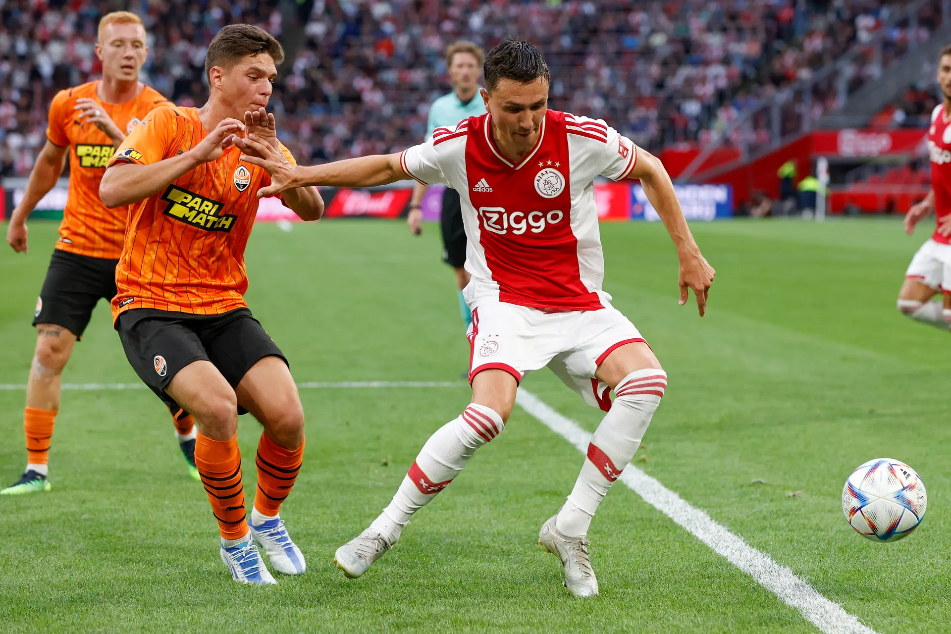LIVE 14.00 uur | Ajax - Shakhtar Donetsk (0-0)