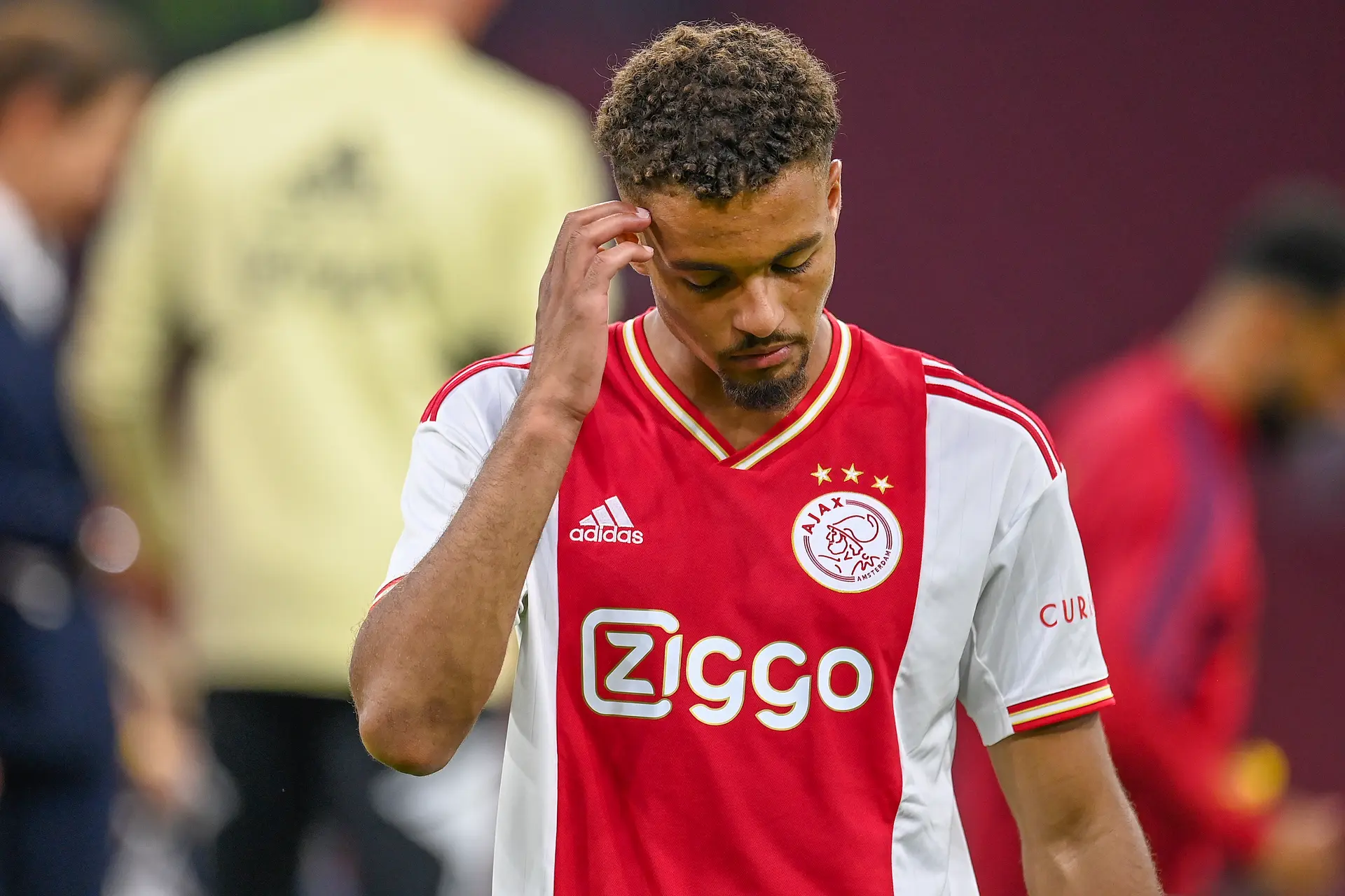 Ajax mist naast Tadić ook Rensch en Kaplan tegen Napoli