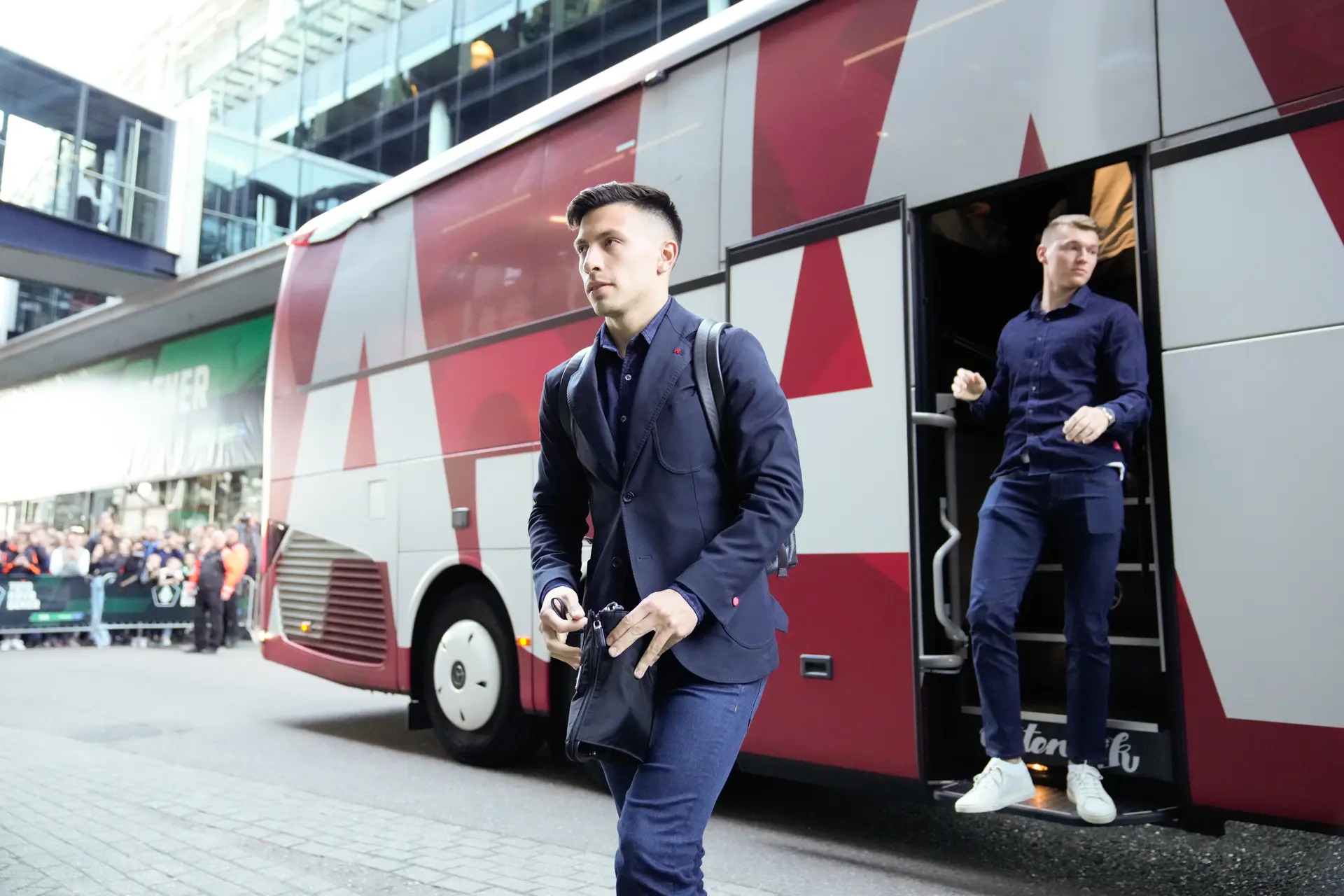 Ajax meldt dat transfer van Martínez naar Manchester United is afgerond