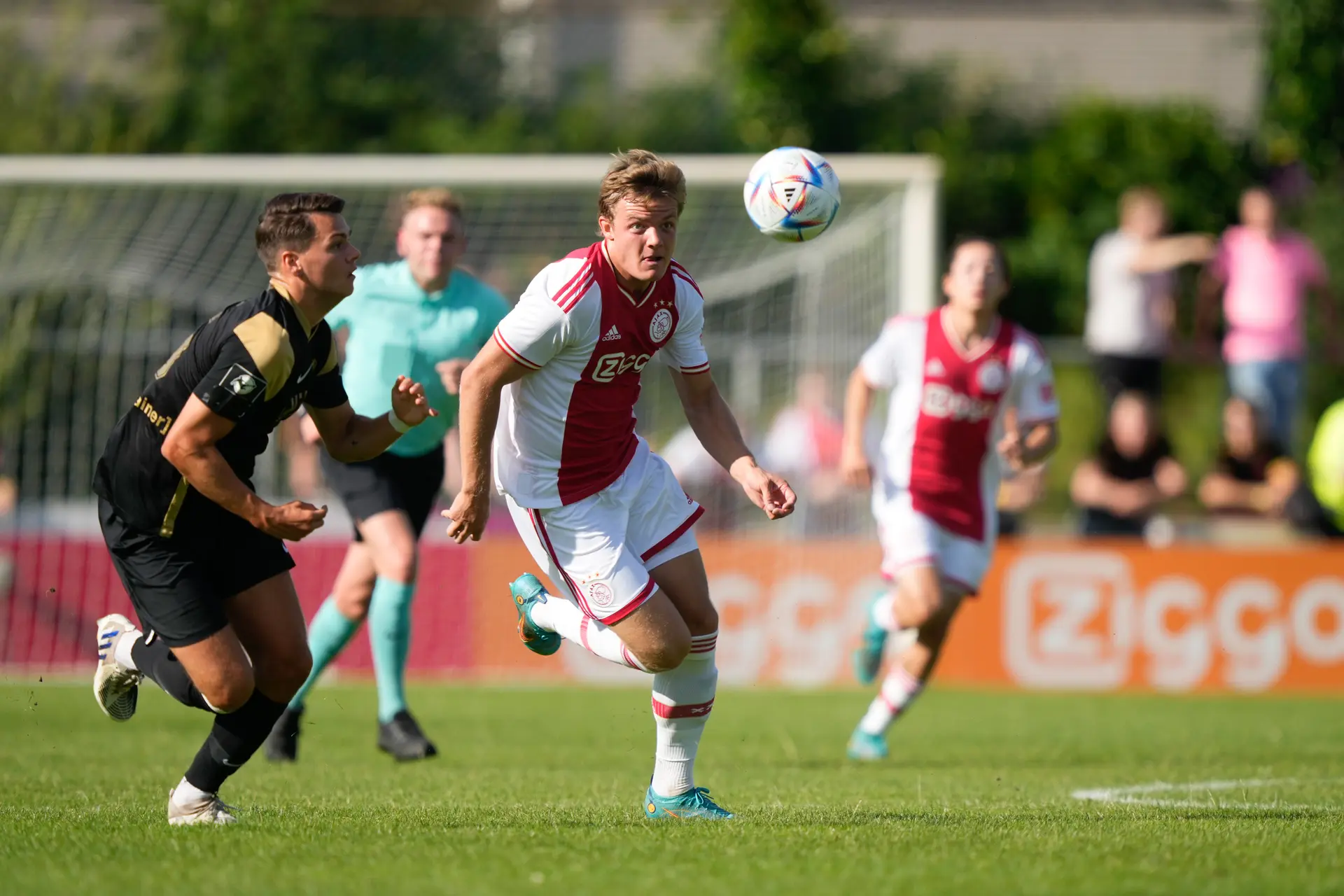Rasmussen droomt van Ajax 1: 'Mijn beste positie is rechtsbuiten of nummer tien'
