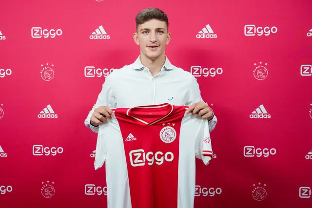 Kaplan terug in wedstrijdselectie Ajax, verder geen verrassingen