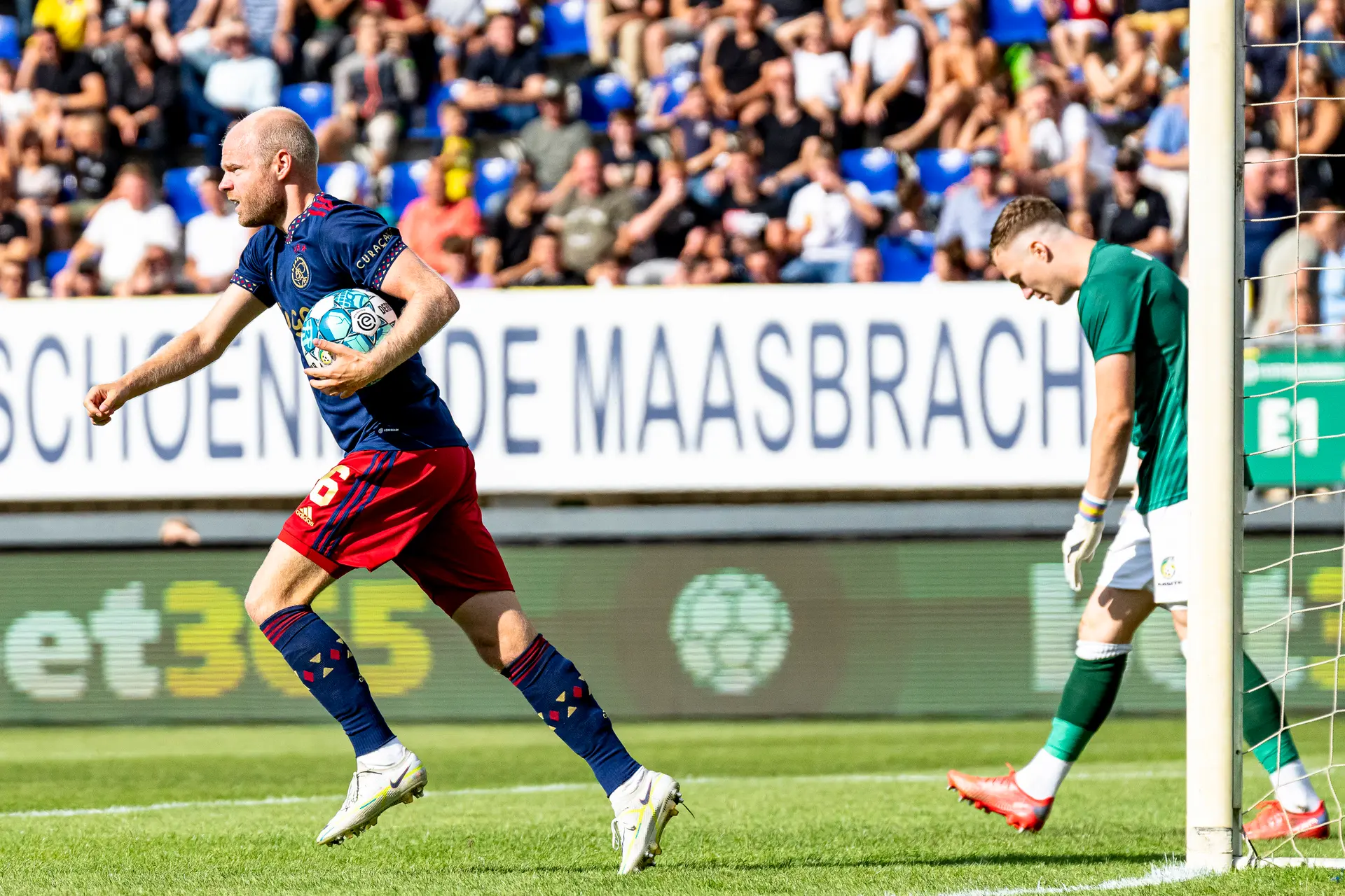 Davy Klaassen Fortuna Ajax 2 3