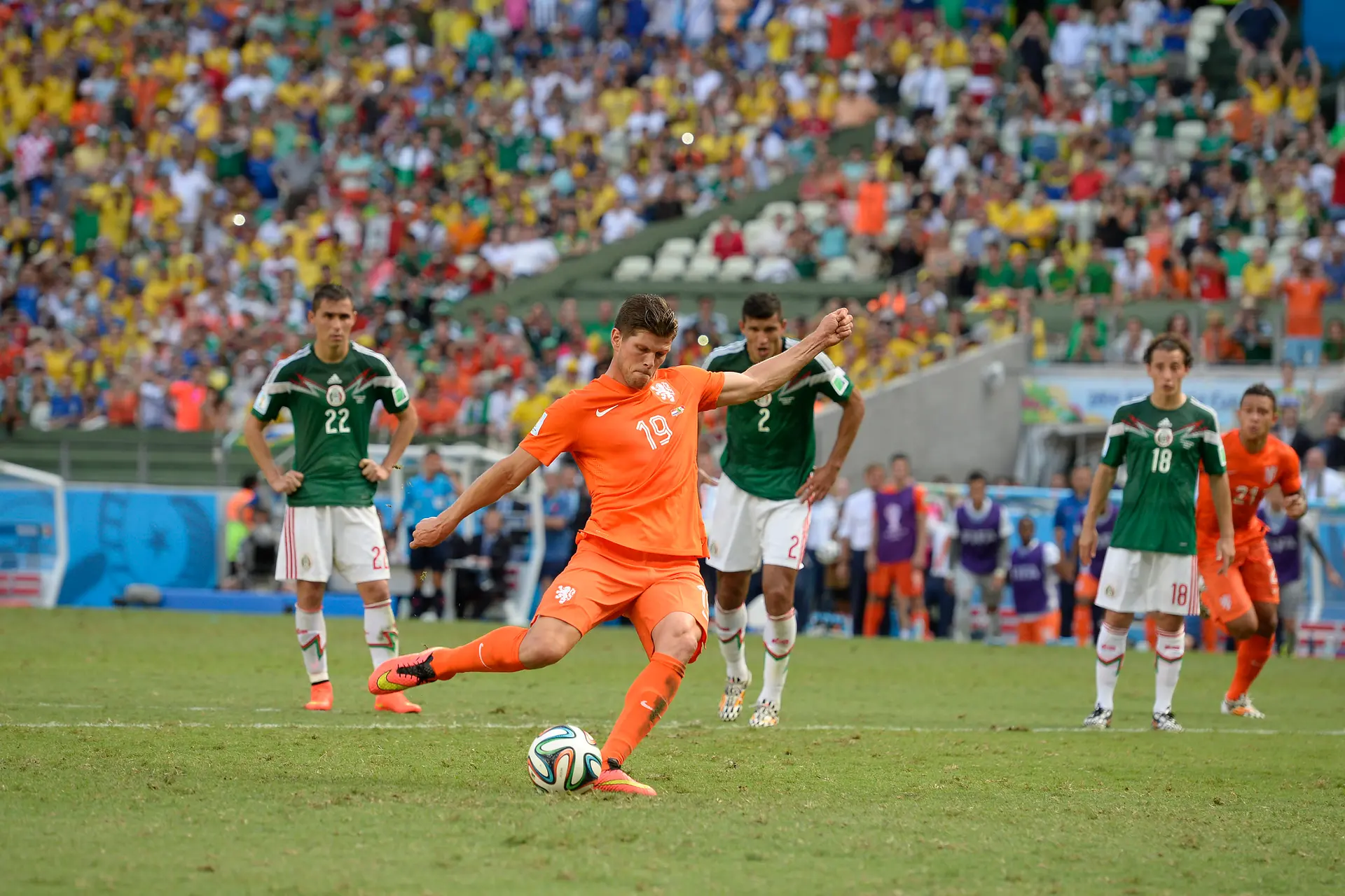 Huntelaar grapt met president Pachuca: 'Misschien kan ik nu weer naar Mexico komen'