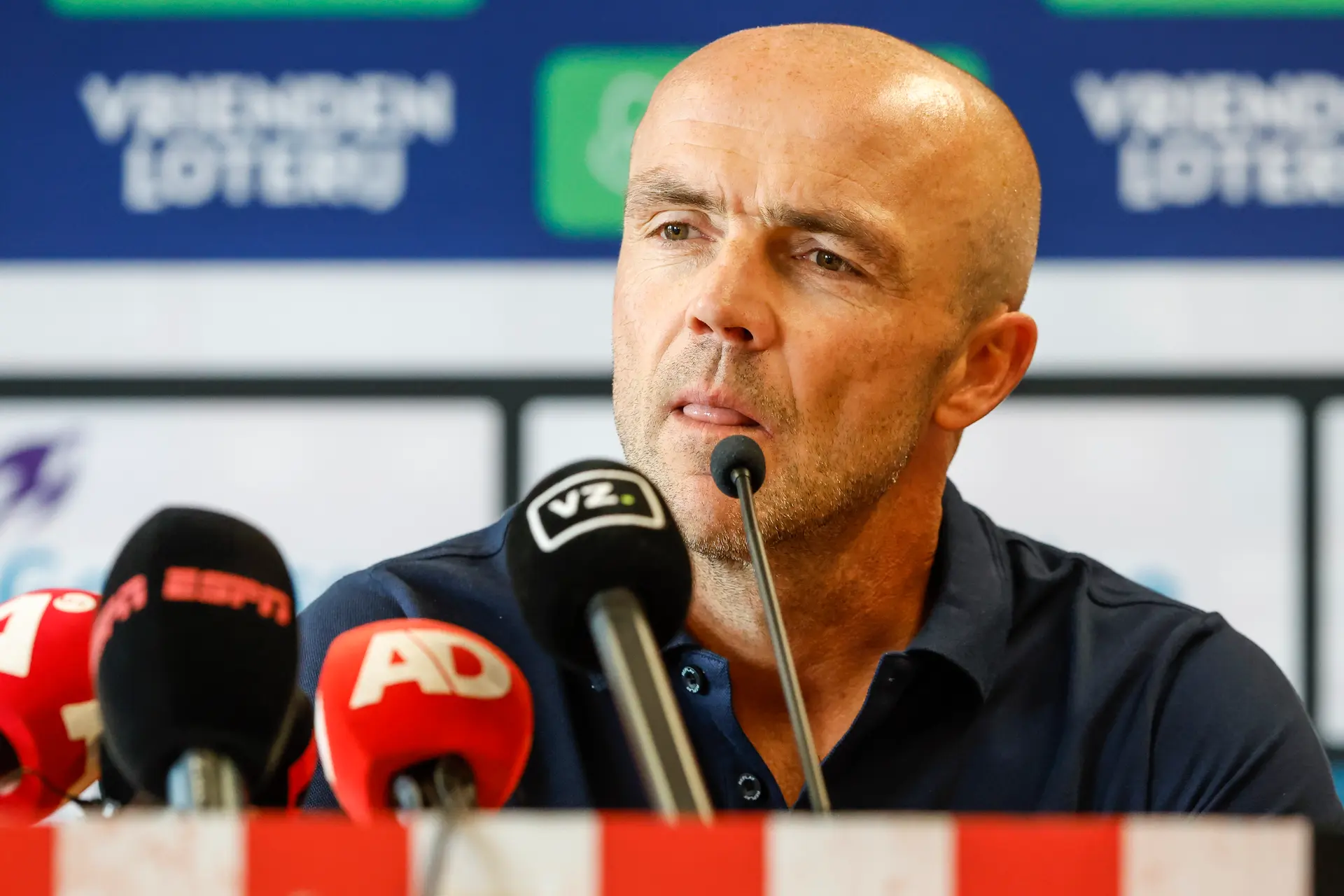 Schreuder spreekt van 'geweldige loting' en beschouwt Liverpool als favoriet