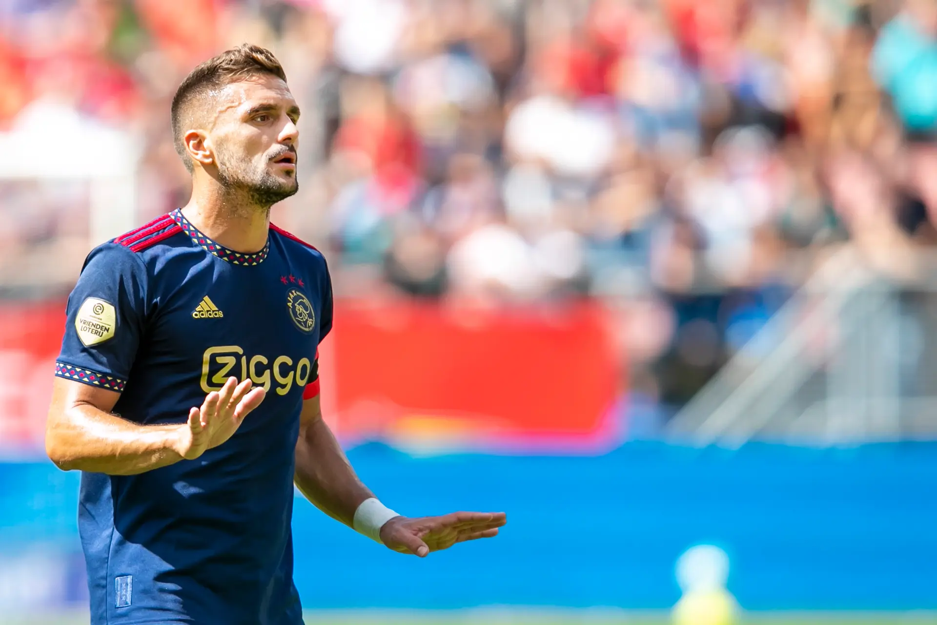 Sneijder: 'Tijd voor Tadić om zich te herpakken, wil hij mee met deze groep'