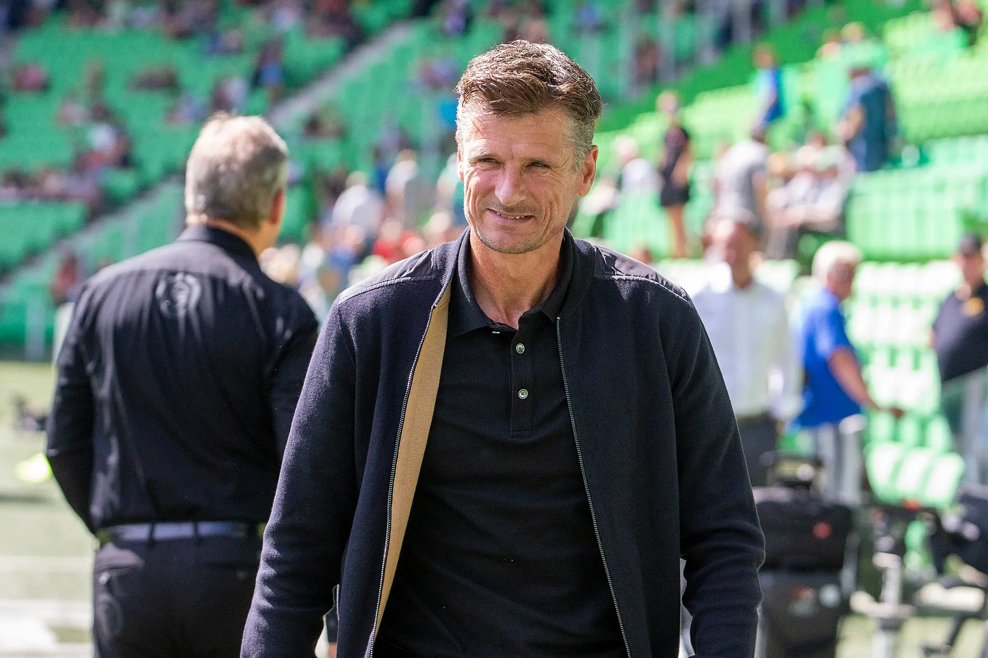 Jonk: 'Jammer dat het met aankopen die niet des Ajax zijn nu zo desastreus is verlopen'