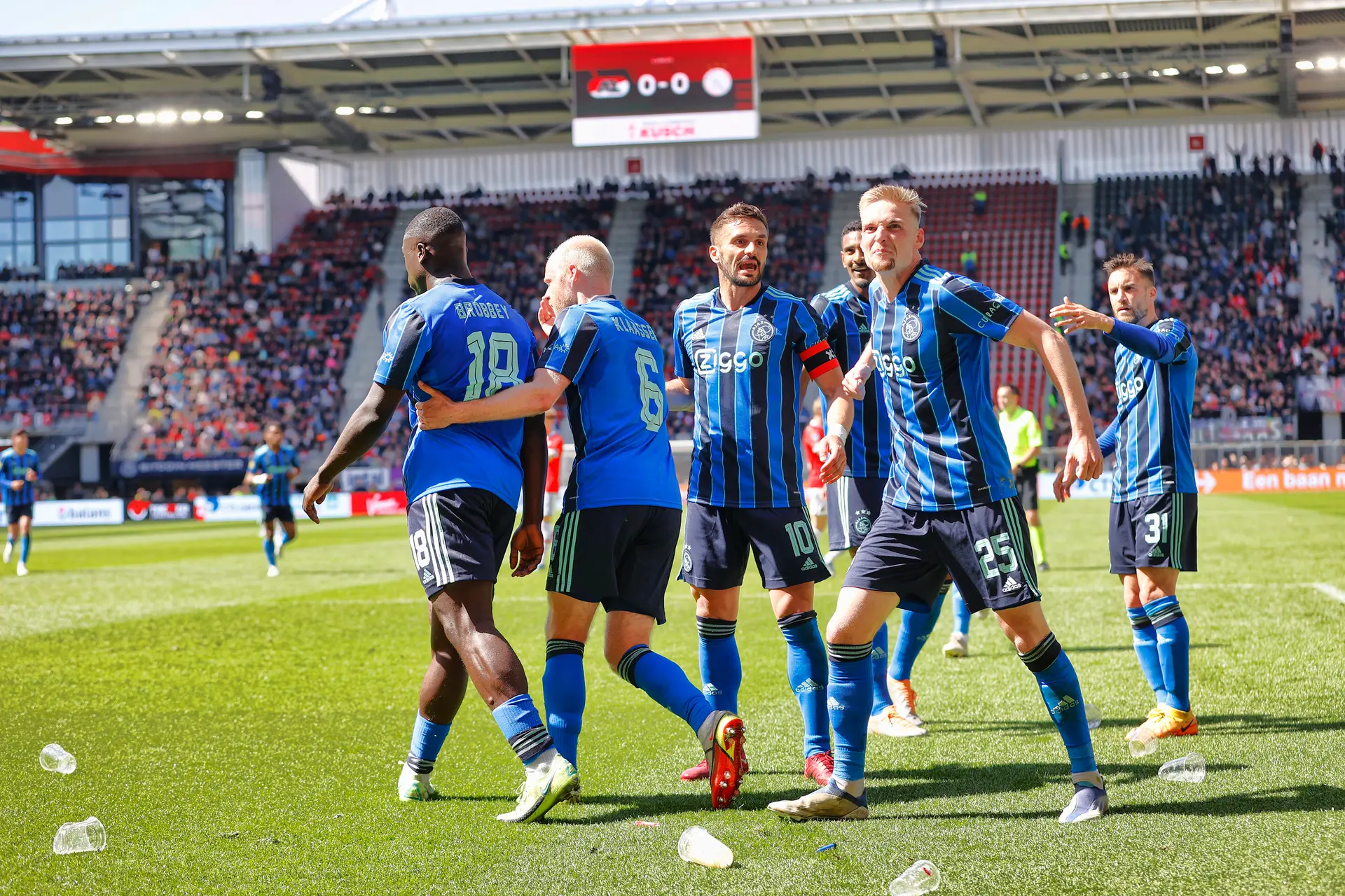 LIVE 16.45 uur | AZ - Ajax (0-0)