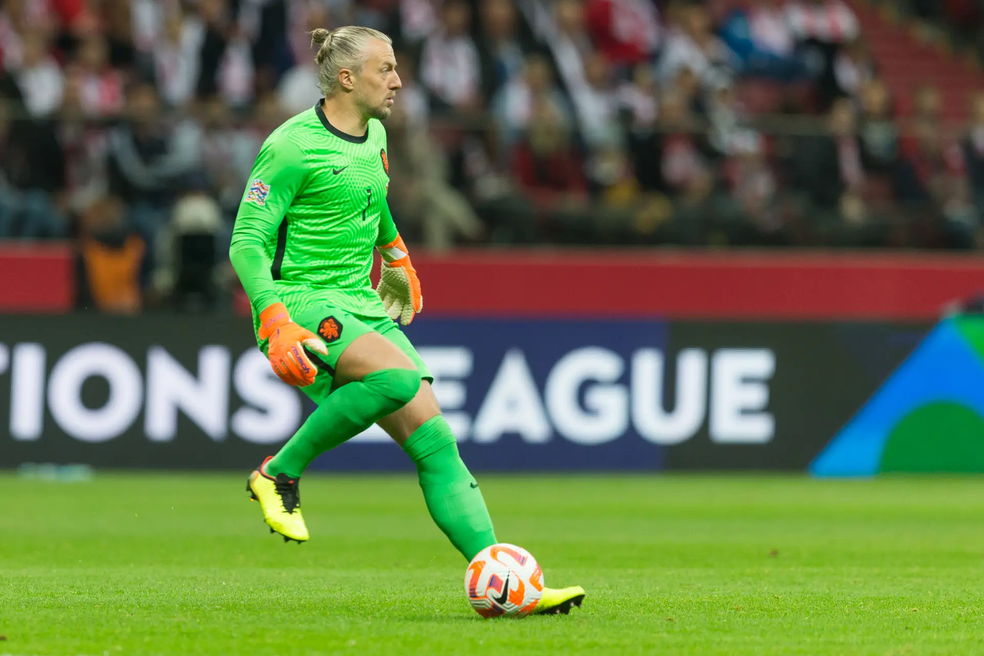 Pasveer overtuigt als eerste doelman van Oranje, ook debutant Taylor maakt indruk
