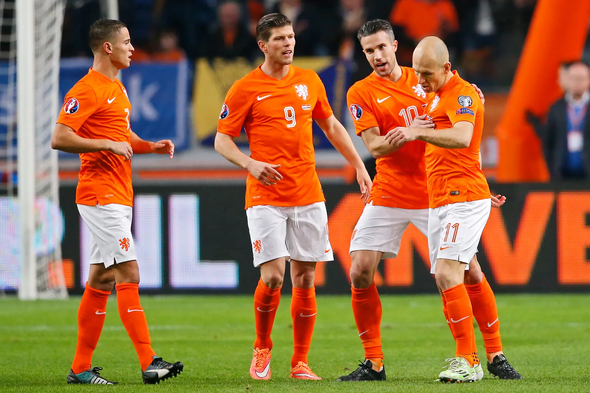 huntelaar van persie robben nederland