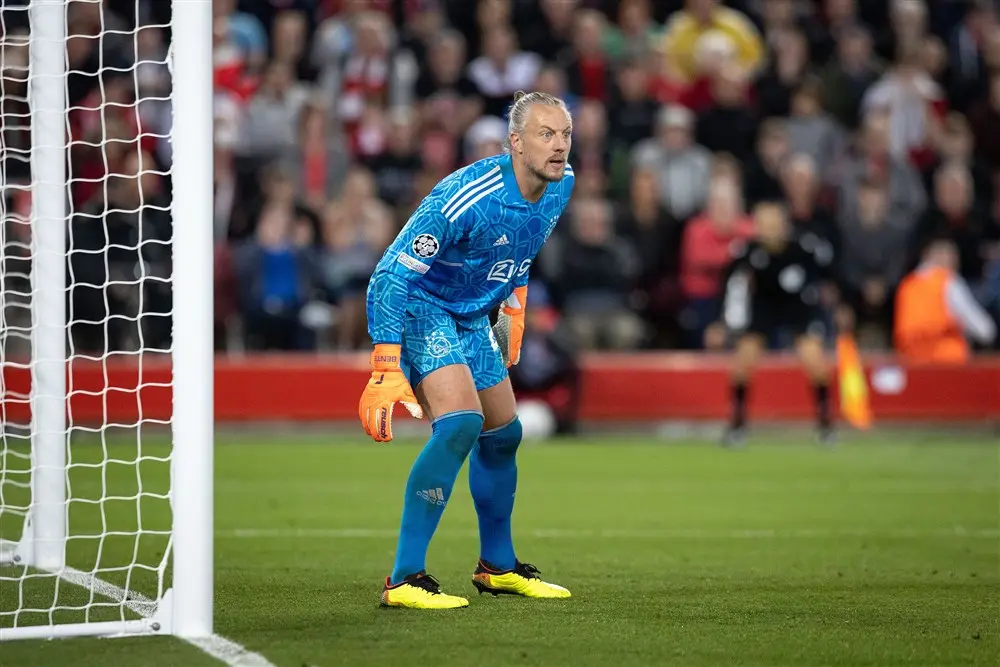 Pasveer denkt nog niet aan Oranje: 'Mooie week? Deze week draaide voor mij om Ajax'