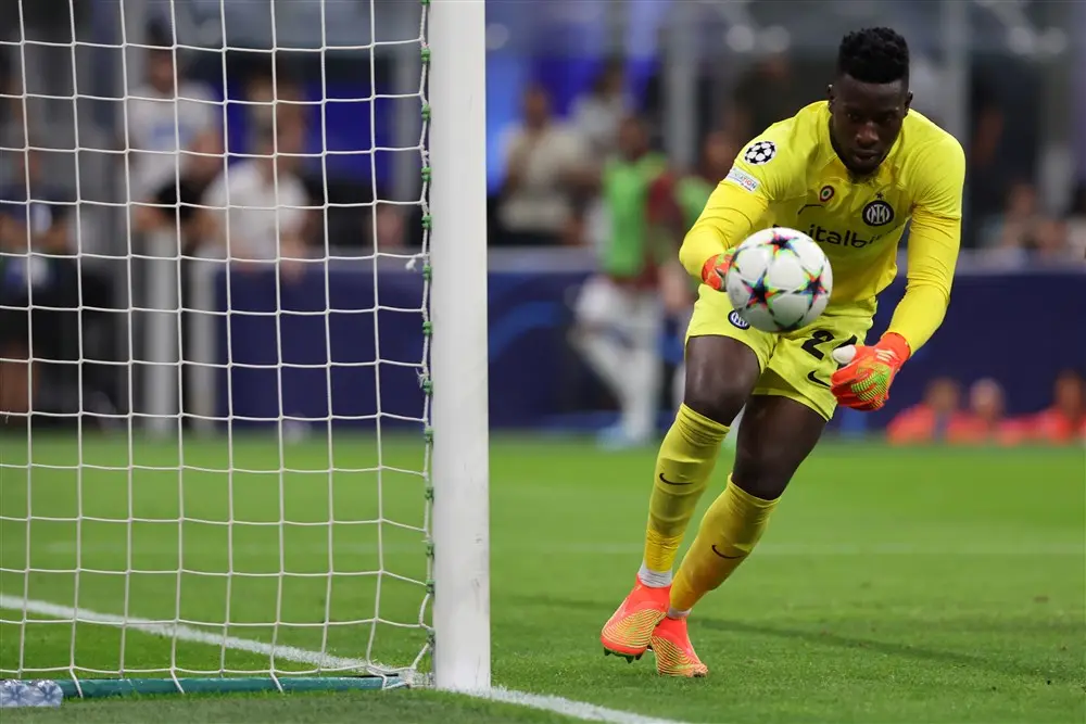 Onana bevestigt naderende transfer: 'Ik wil prijzen winnen met mijn nieuwe teamgenoten'