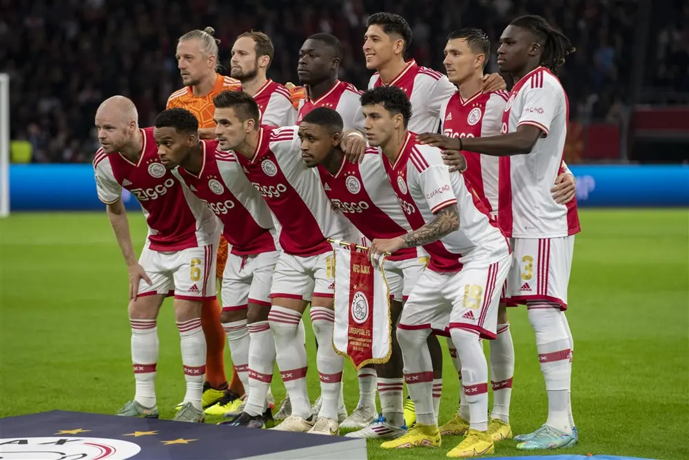 Driessen: 'Ajax is vele maten te klein voor overwintering in de Champions League'